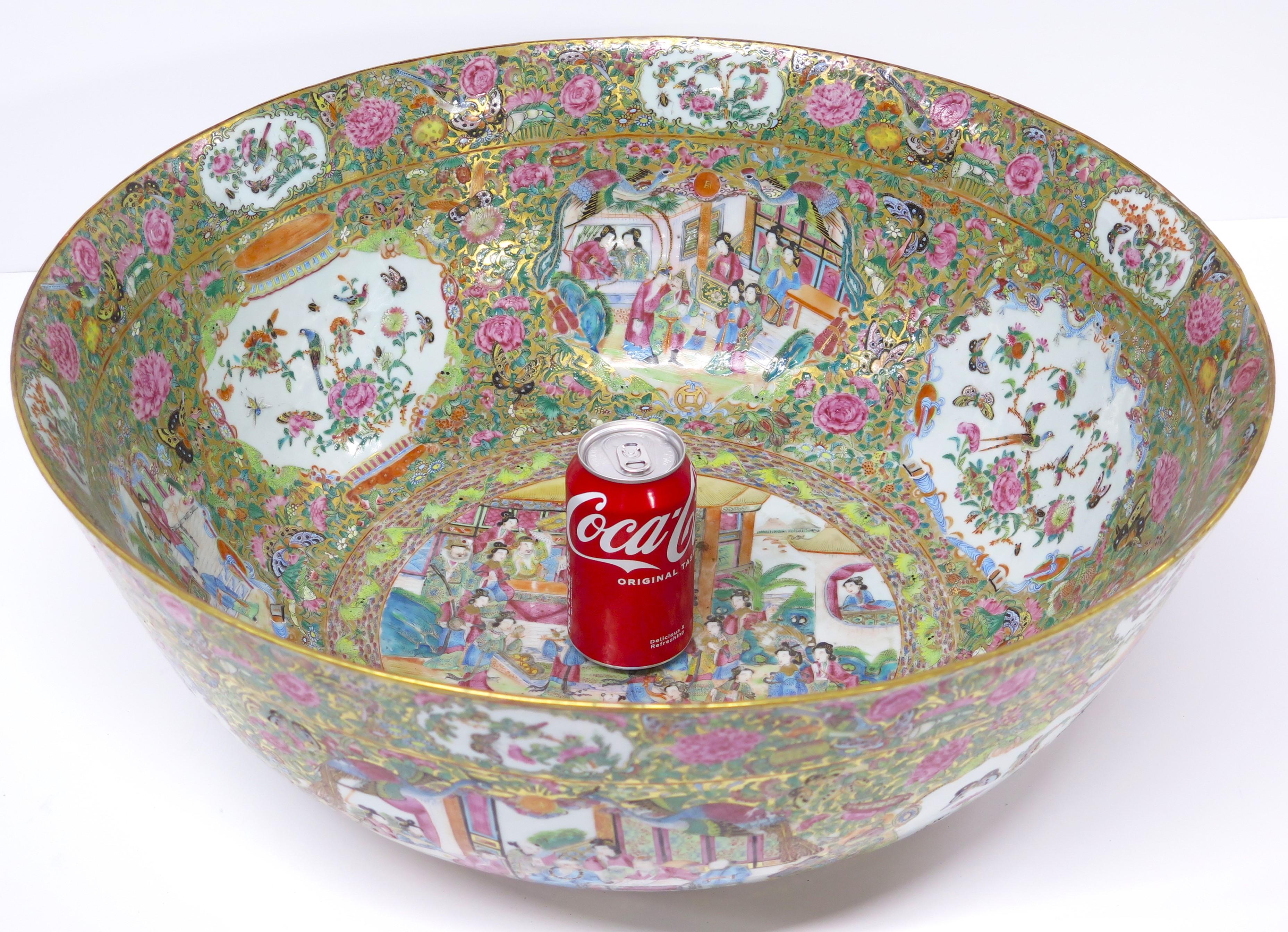 A Large Late 19th Century Chinese Export Rose Medallion Porcelain Punch Bowl In Good Condition In Dallas, TX