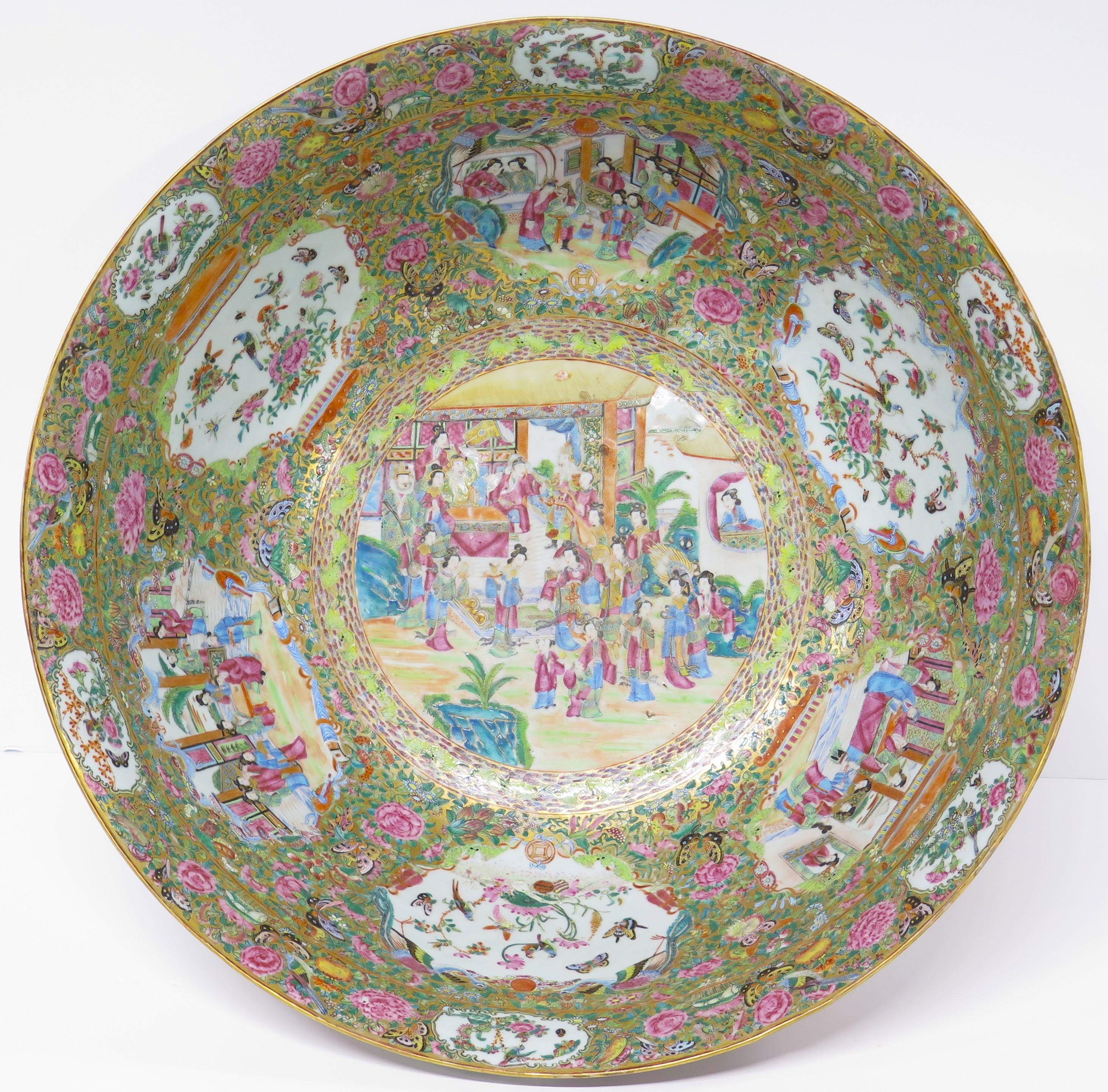 A Large Late 19th Century Chinese Export Rose Medallion Porcelain Punch Bowl 1