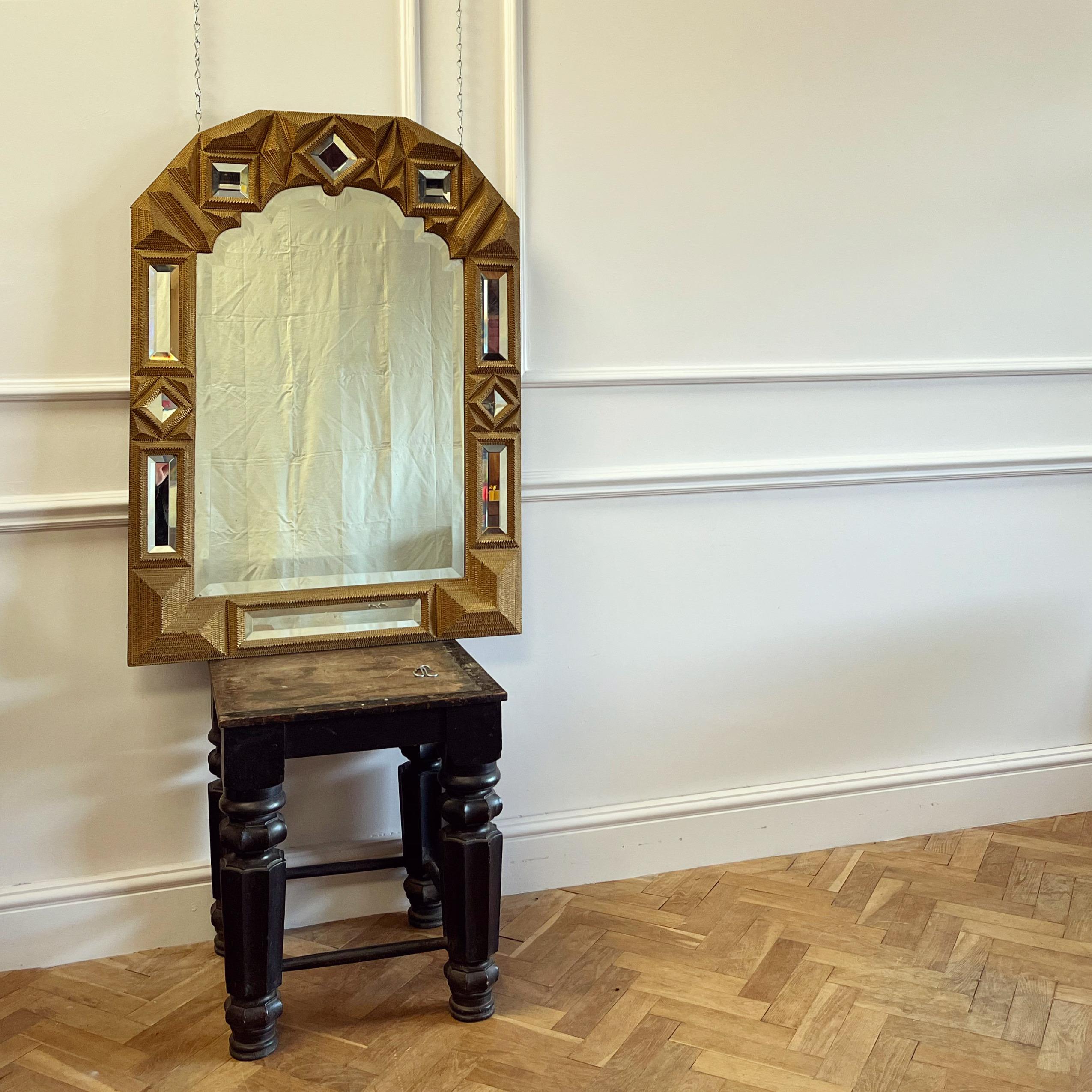 Grand miroir Tramp Art de la fin du XIXe siècle Bon état - En vente à London, GB