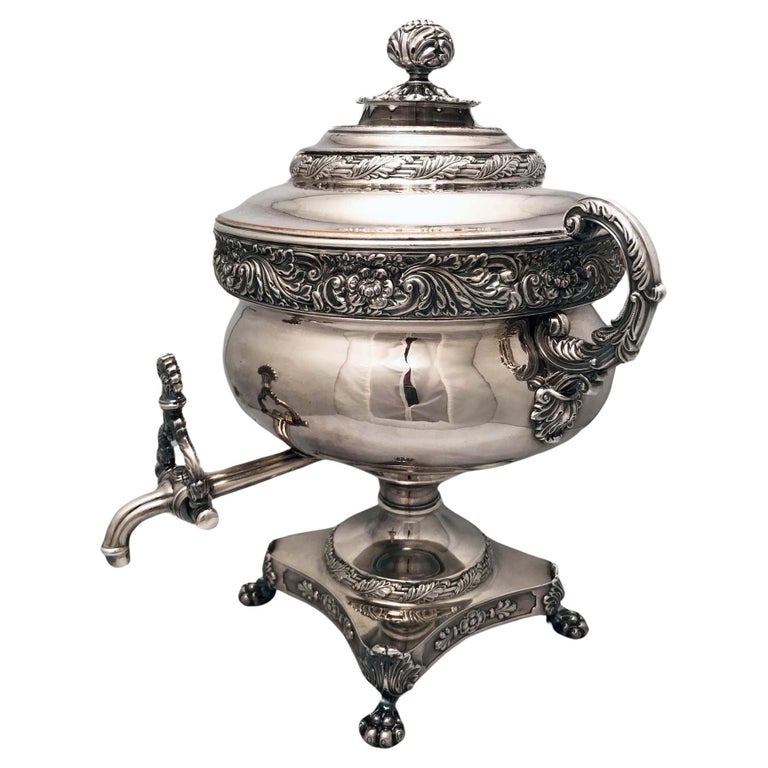 https://a.1stdibscdn.com/a-large-late-regency-period-sheffield-tea-urn-for-sale/f_8753/f_363376021695842004761/f_36337602_1695842005417_bg_processed.jpg?width=768