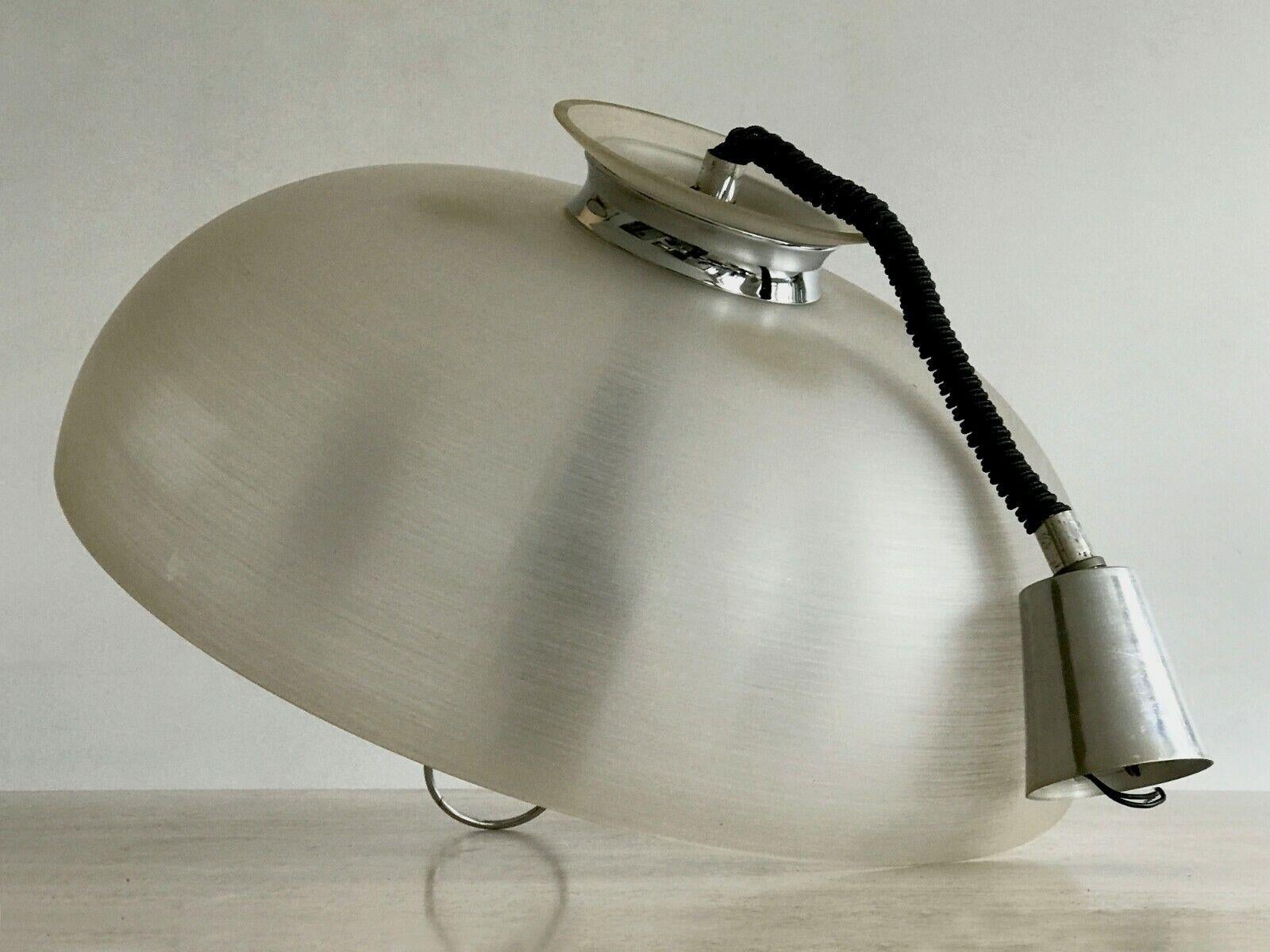 A Large Lucite SPACE-AGE Ceiling Fixture LAMP by GUZZINI,  Italy 1960 For Sale 3