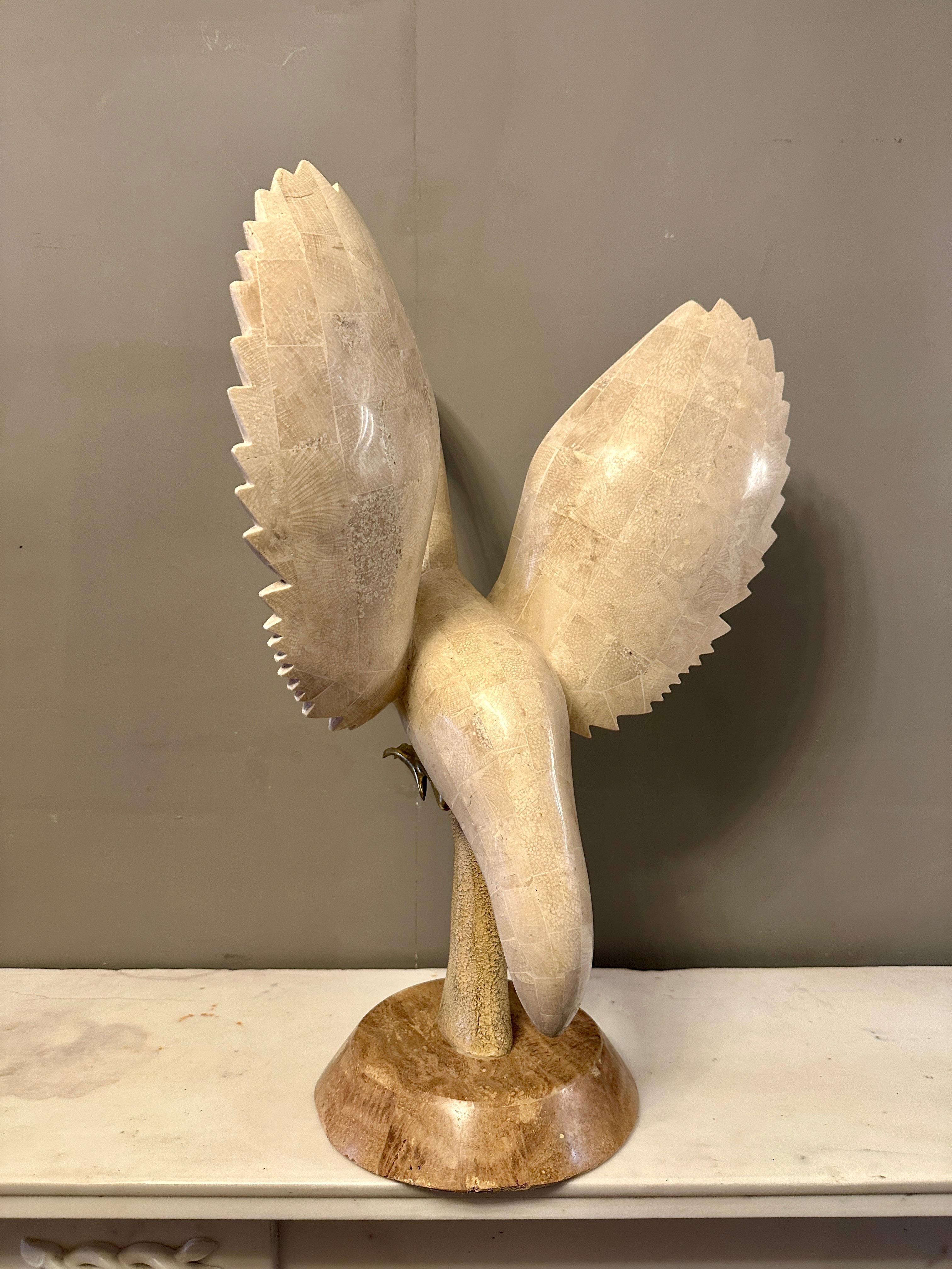 Una grande scultura di uccelli in marmo di Maitland Smith in vendita 1