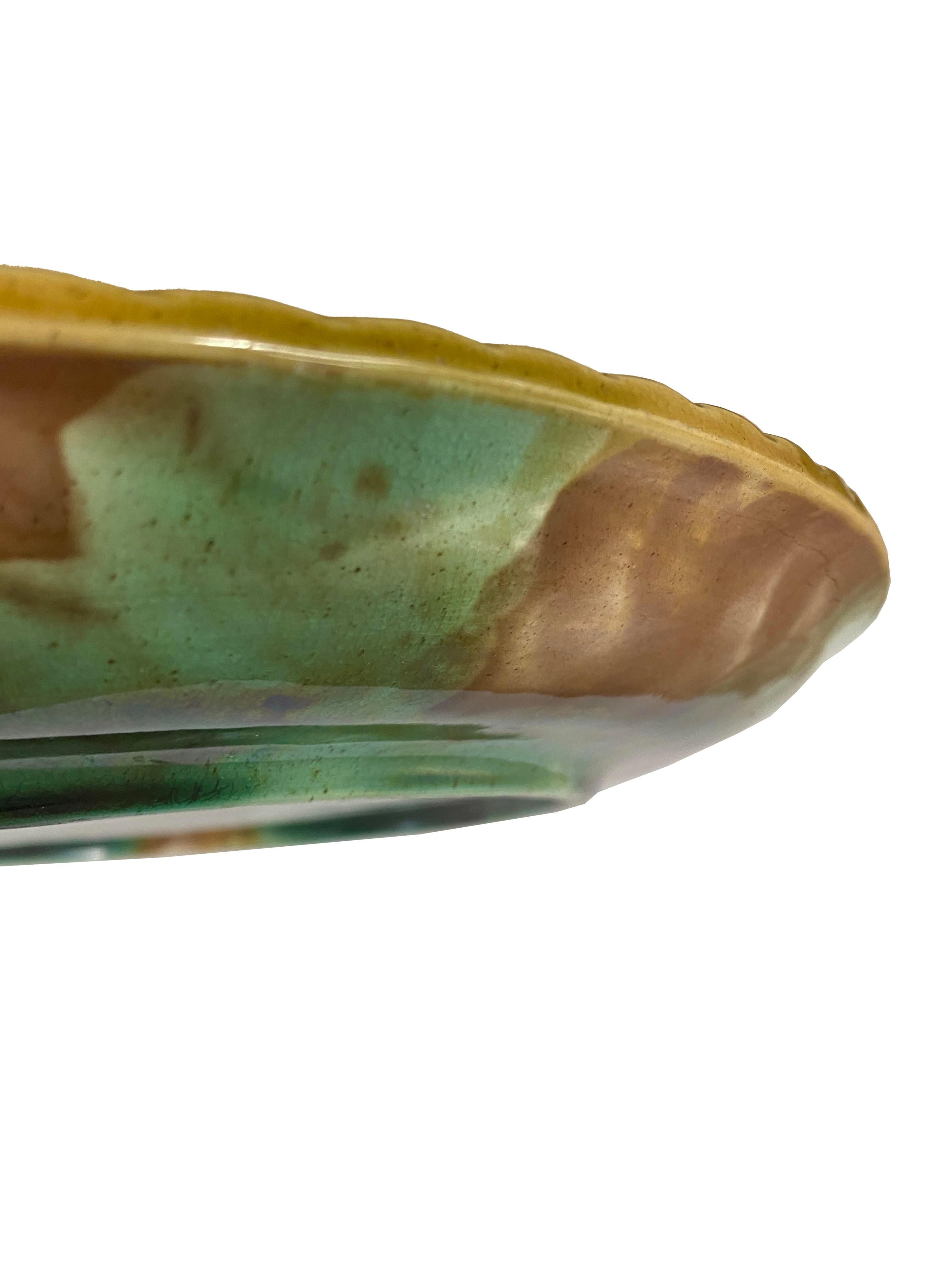 Eine große Majolika-Servierplatte aus dem Besitz von Brooke Astor im Angebot 2