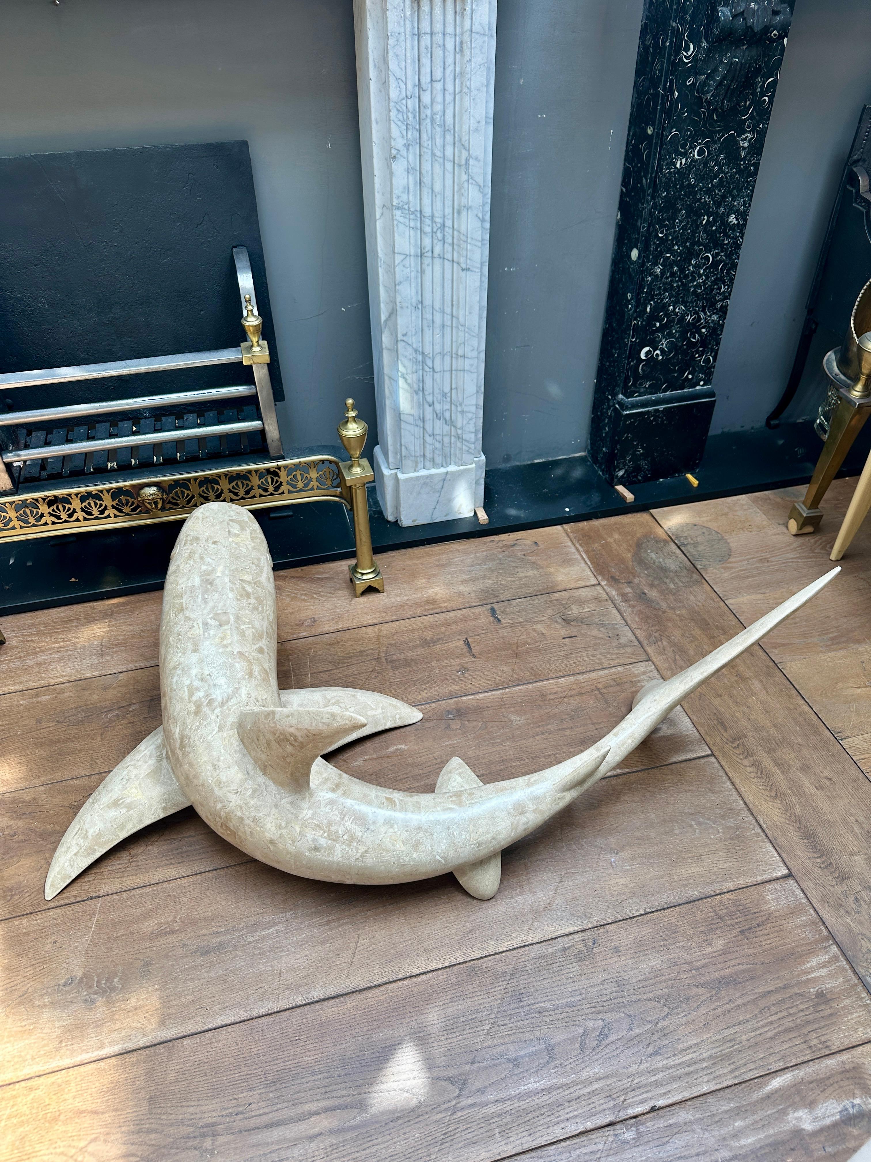 A Large Marble Shark Sculpture By Maitland Smith im Angebot 3