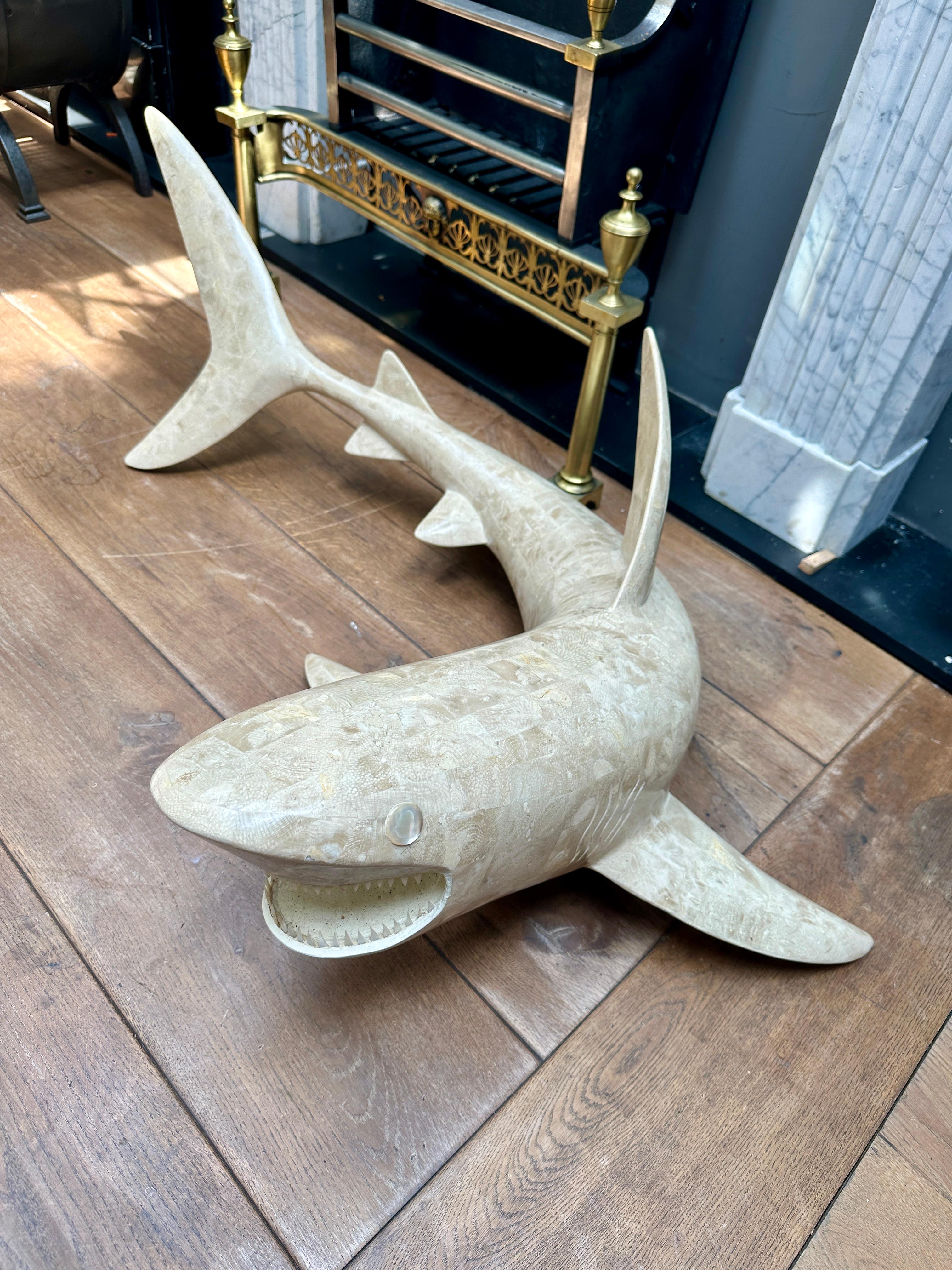 A Large Marble Shark Sculpture By Maitland Smith (Furnier) im Angebot