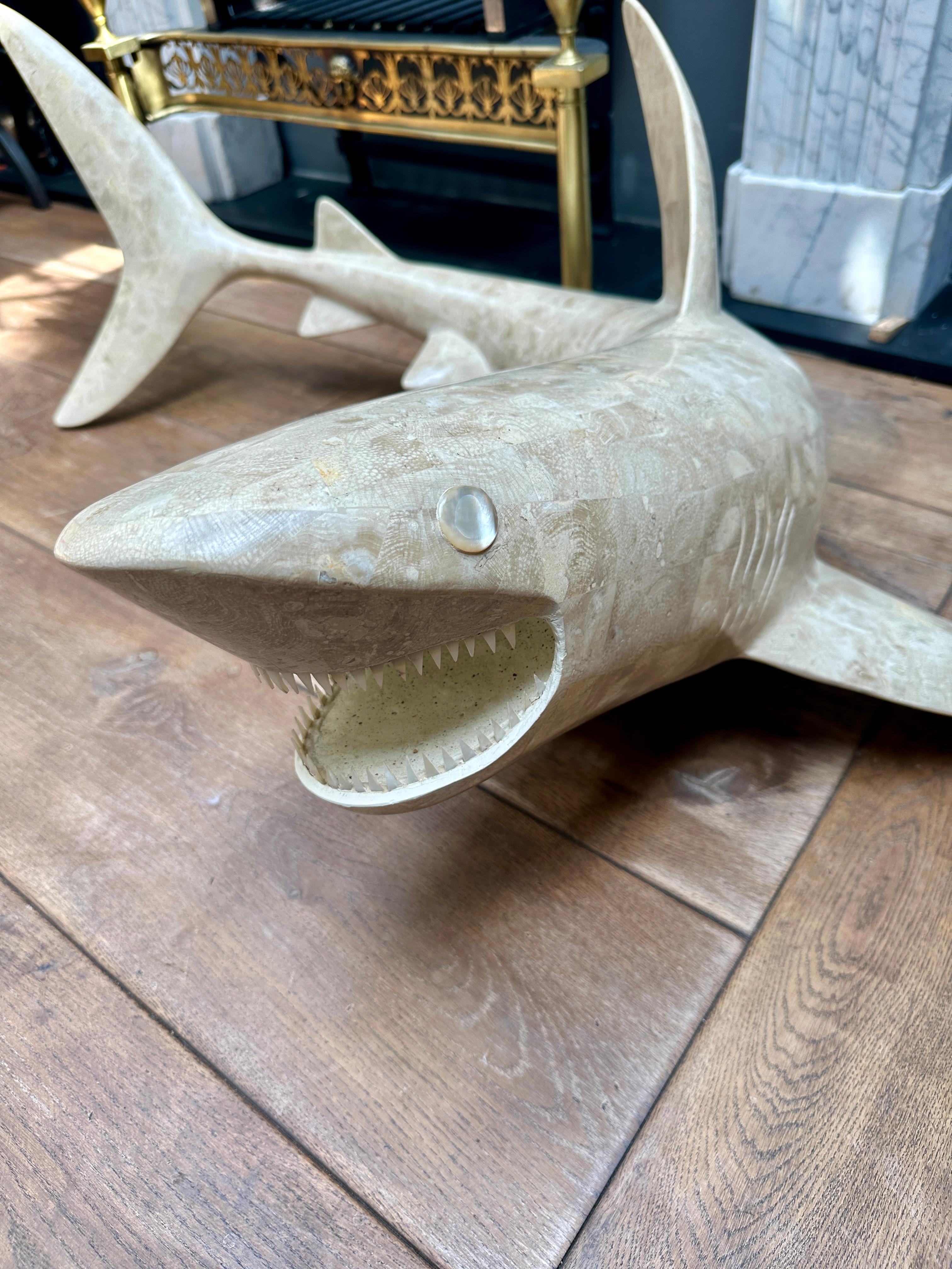 A Large Marble Shark Sculpture By Maitland Smith im Angebot 1