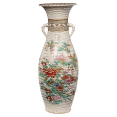 Grand vase de sol en faïence de Satsuma de la période Meiji