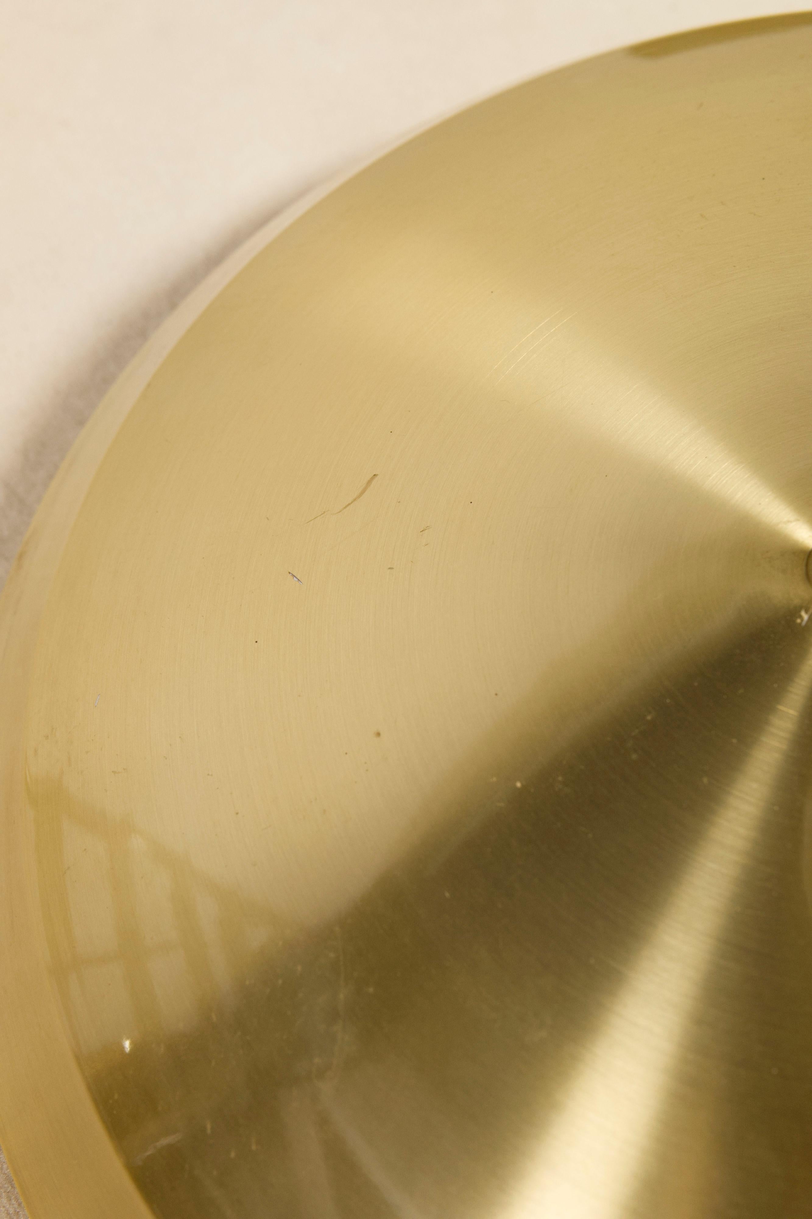 Grande lampe suspendue en métal et verre 