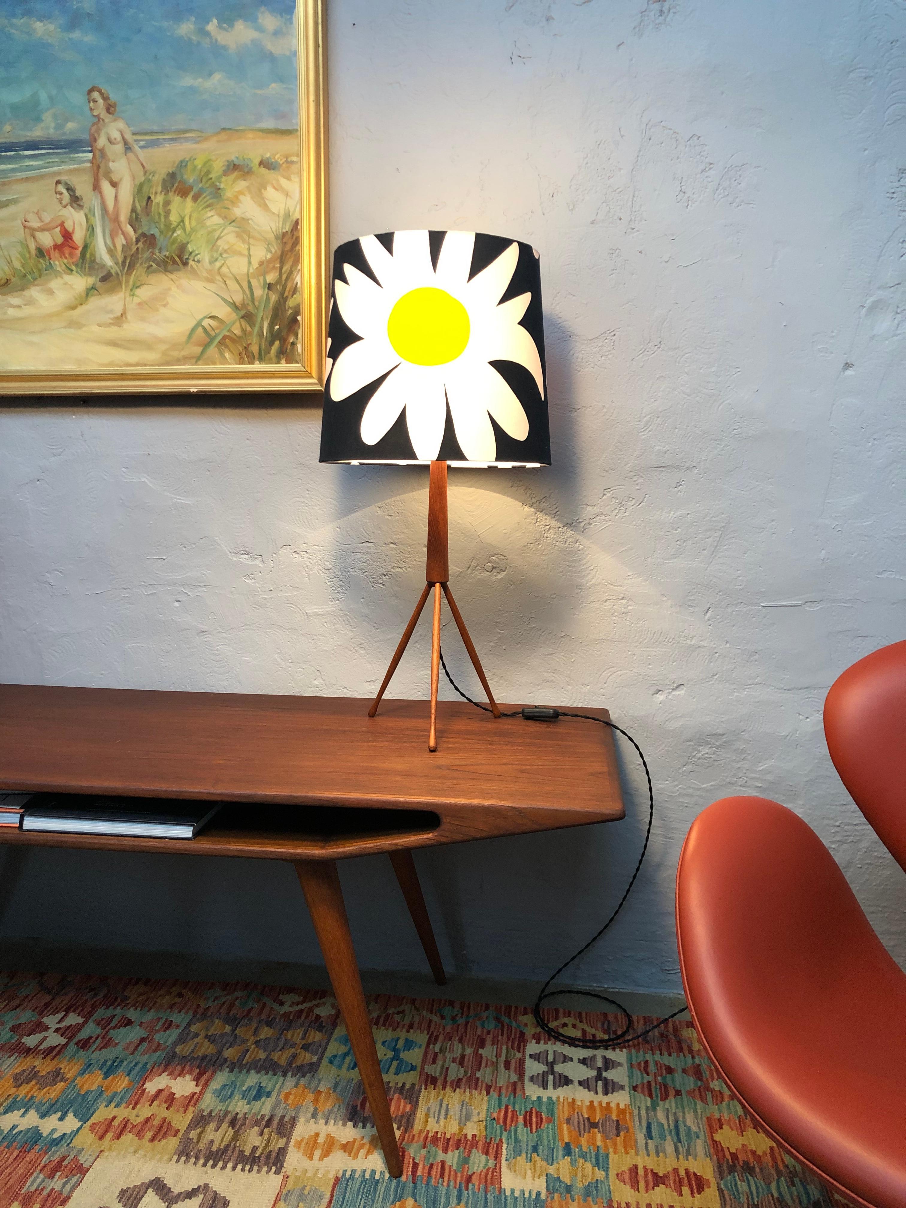 Mid-Century Modern Large Mid-Century Tripod Table Lamp in Teak For Sale