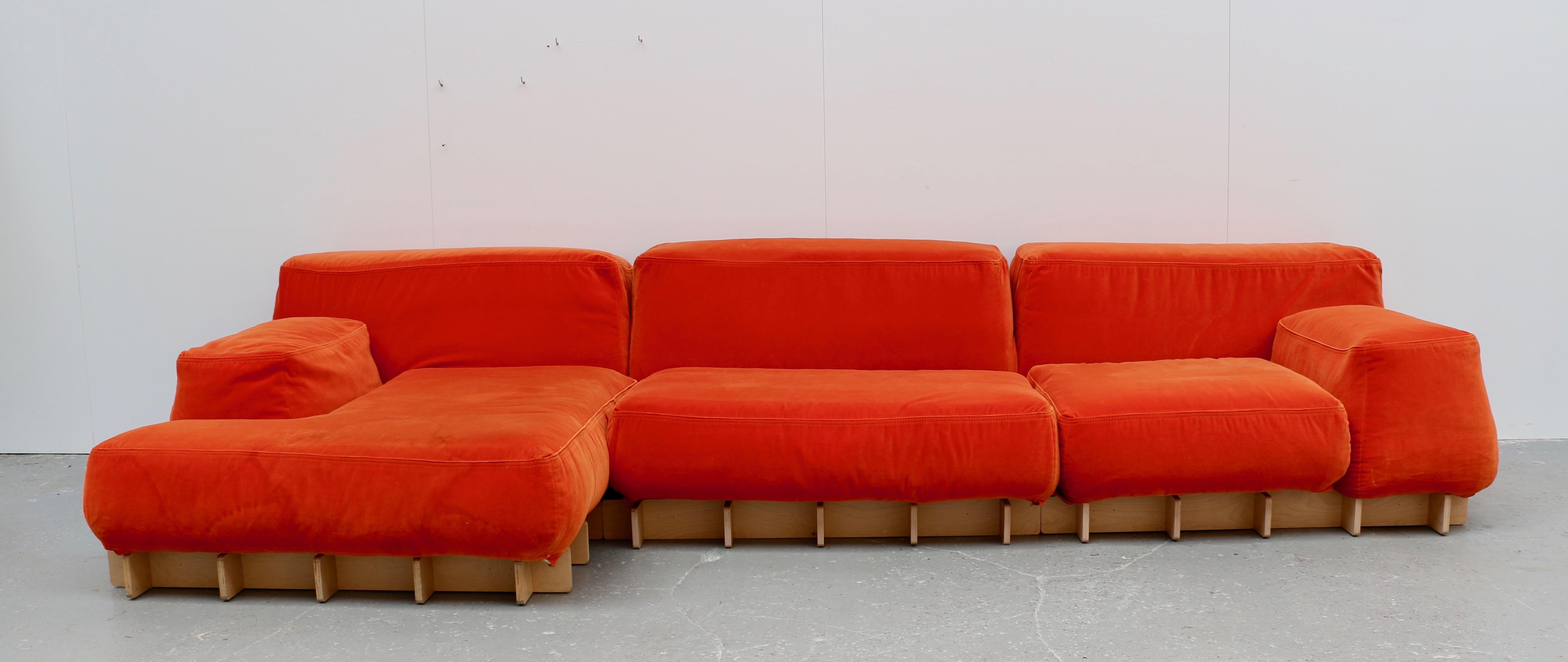 Grand canapé modulaire en velours orange, Italie, années 2000 Bon état - En vente à VILLERS-SUR-MER, FR