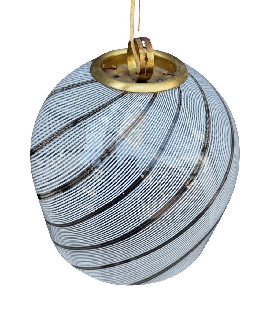 Gran lámpara colgante Tessuto de cristal de Murano, de Venini finales del siglo XX en venta