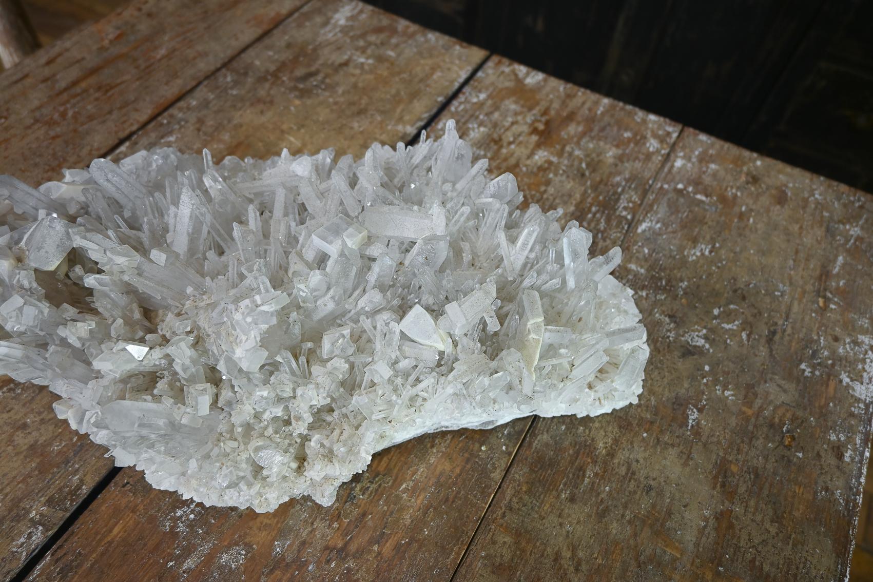 A Large Needle Quartz Crystal Cluster Geological Specimen In Good Condition For Sale In Basingstoke, Hampshire