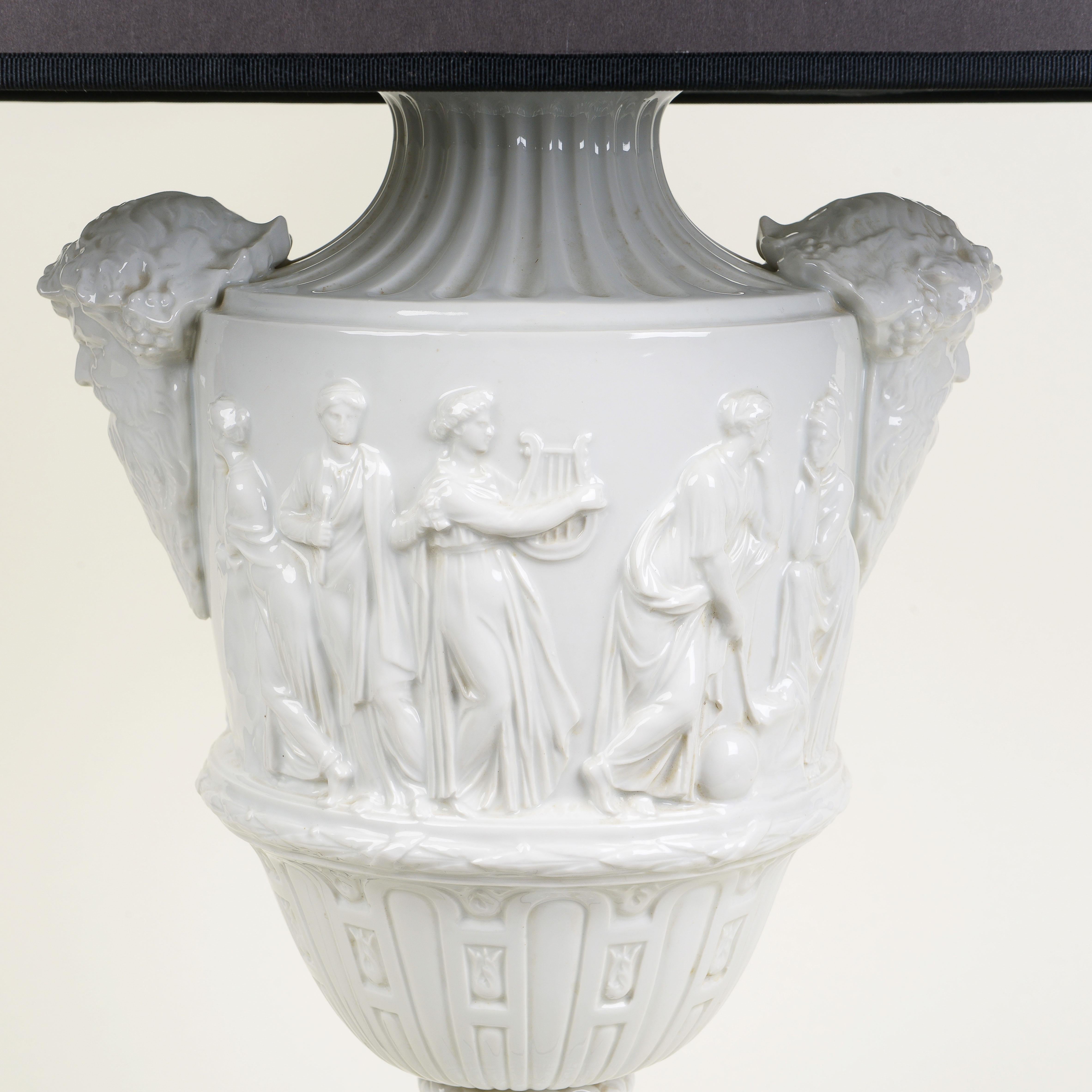 A Large Neoclassical White Ceramic Urn as Table Lamp For Sale 1