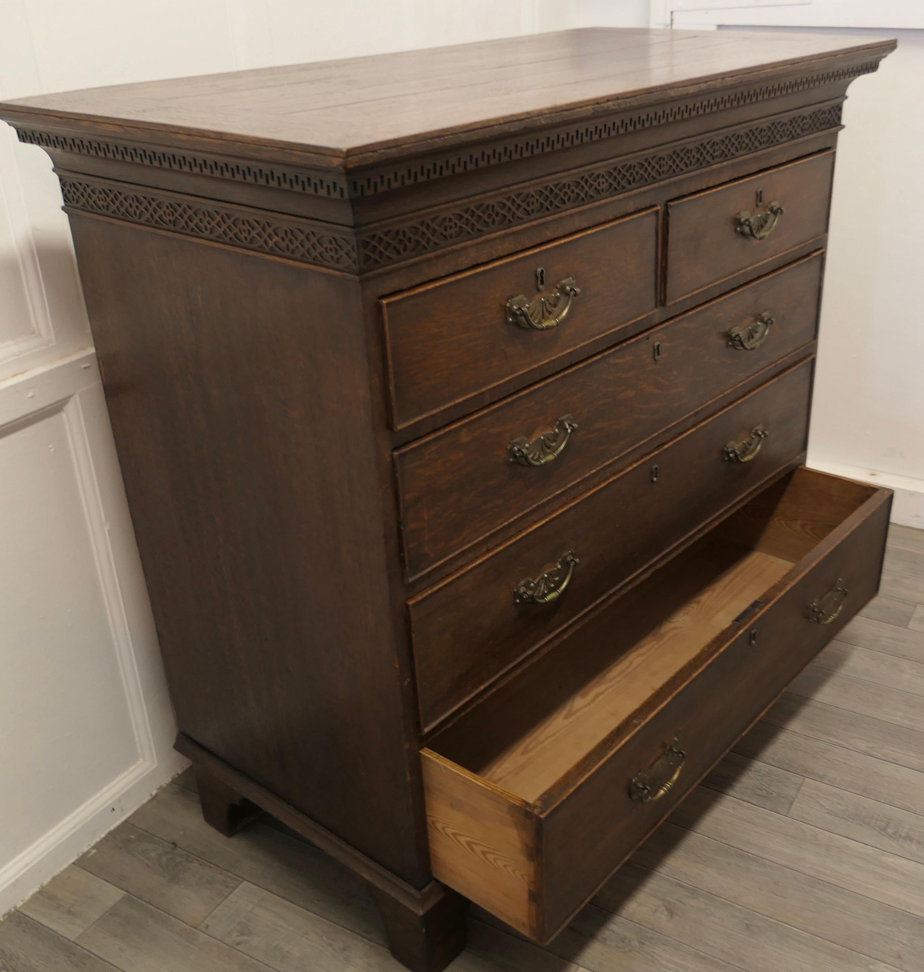Large Oak Chest of Drawers For Sale 1