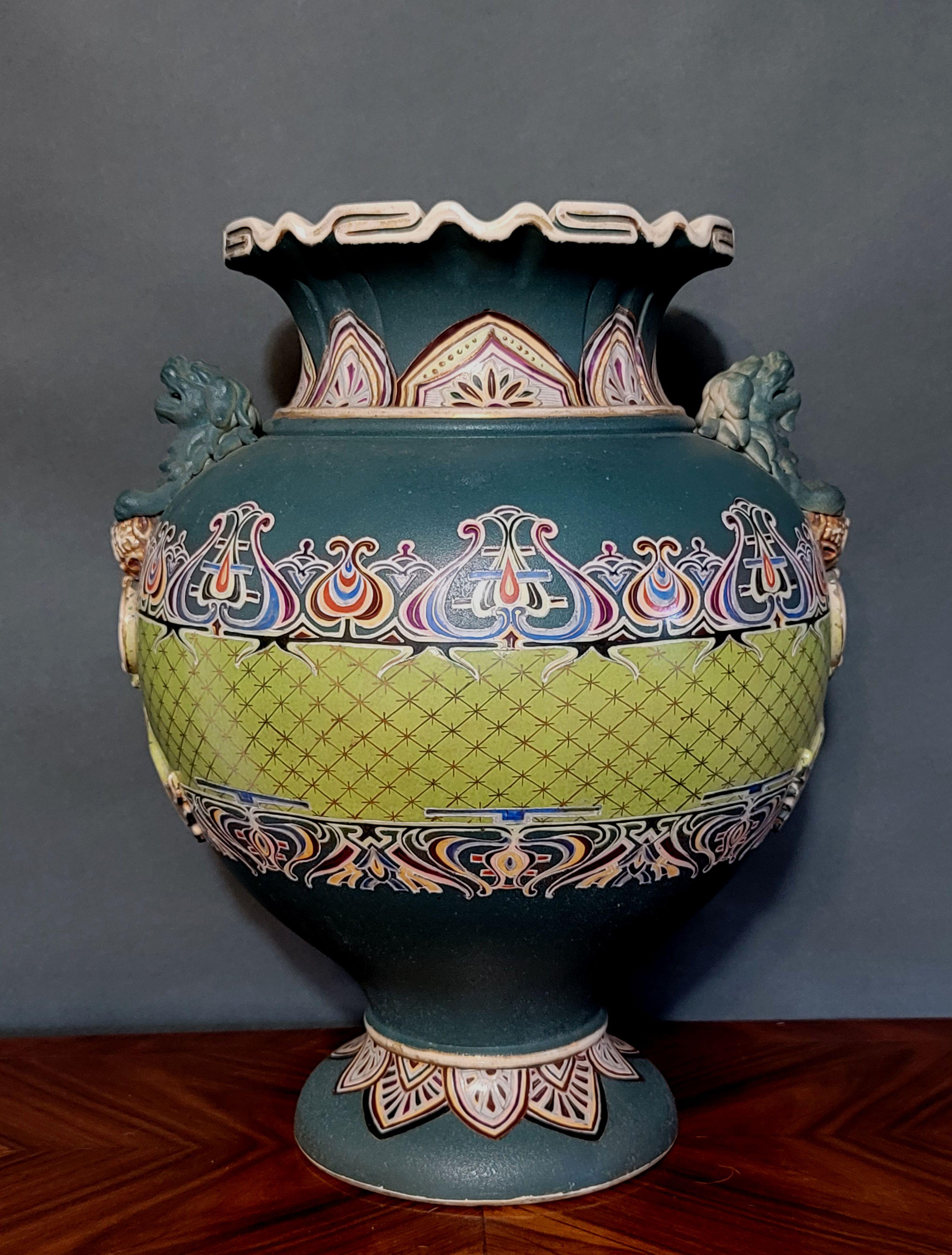 Japan, 20th century
A truly hand-painted with extreme attention and design energy in the creation of patterns and gilt line work all around the entire big vase. It's highly representing the period of Art Nouveau of the peak value with ruffled rim