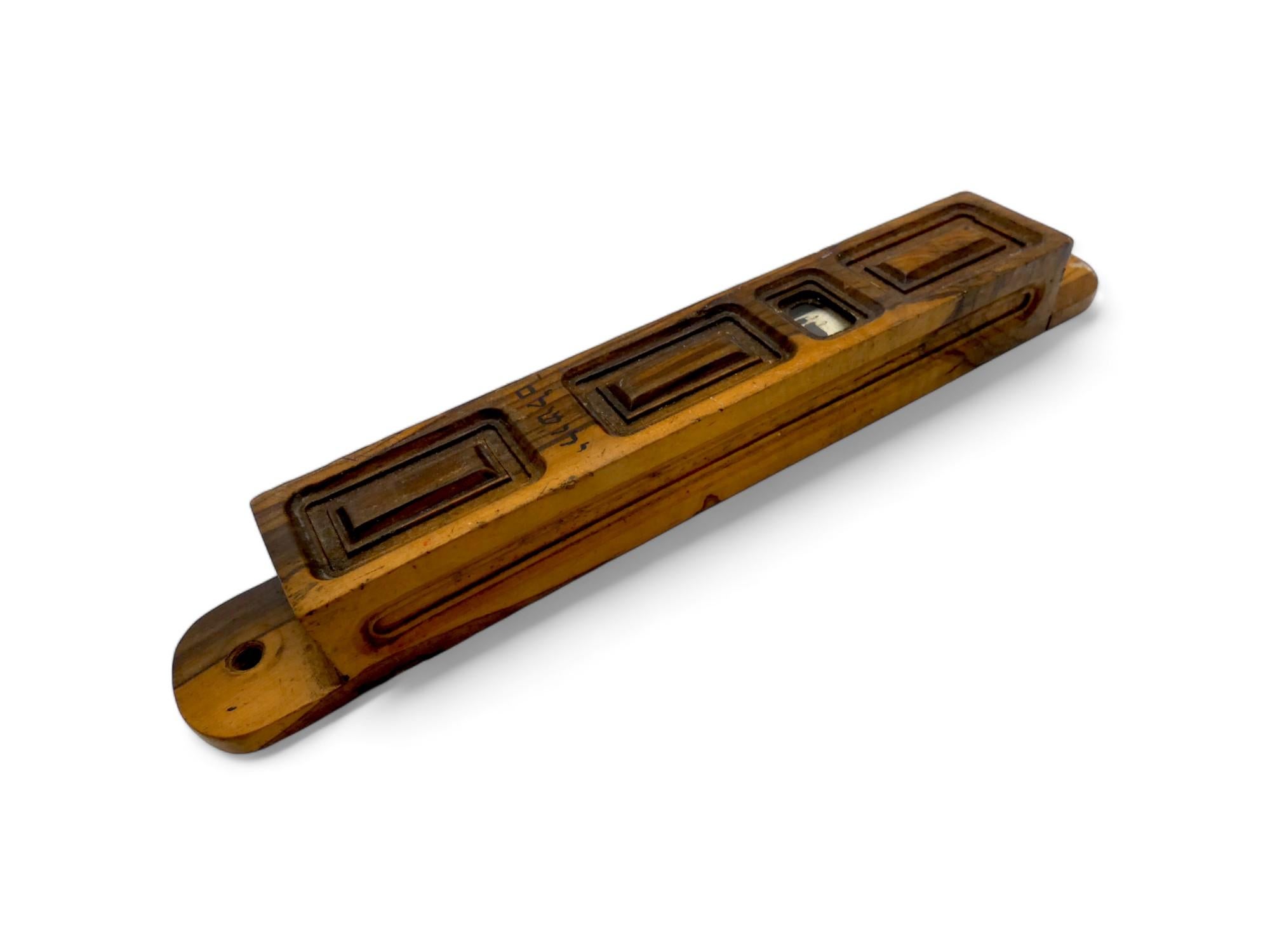 A  Large Olivewood Mezuzah Case, Jerusalem Circa 1890. Judaica In Good Condition For Sale In New York, NY