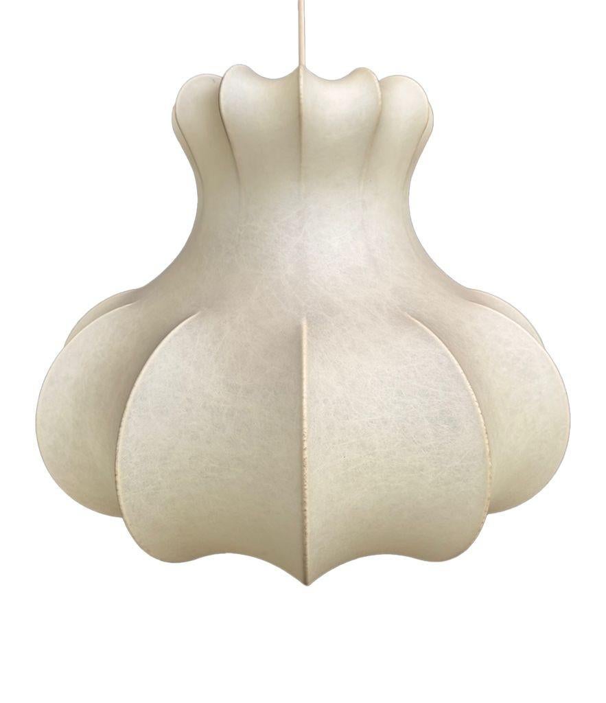 A large orignal 1960s cocoon light by Achille Castiglioni for Flos For Sale 6