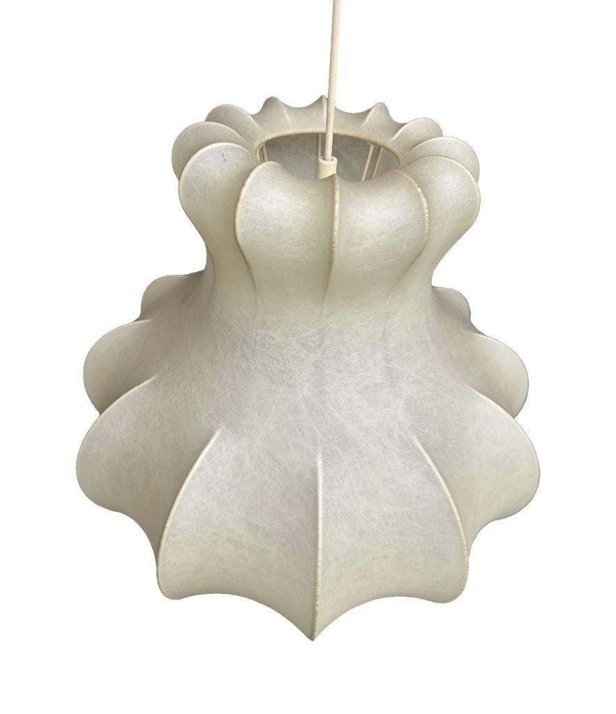 A large orignal 1960s cocoon light by Achille Castiglioni for Flos For Sale 8