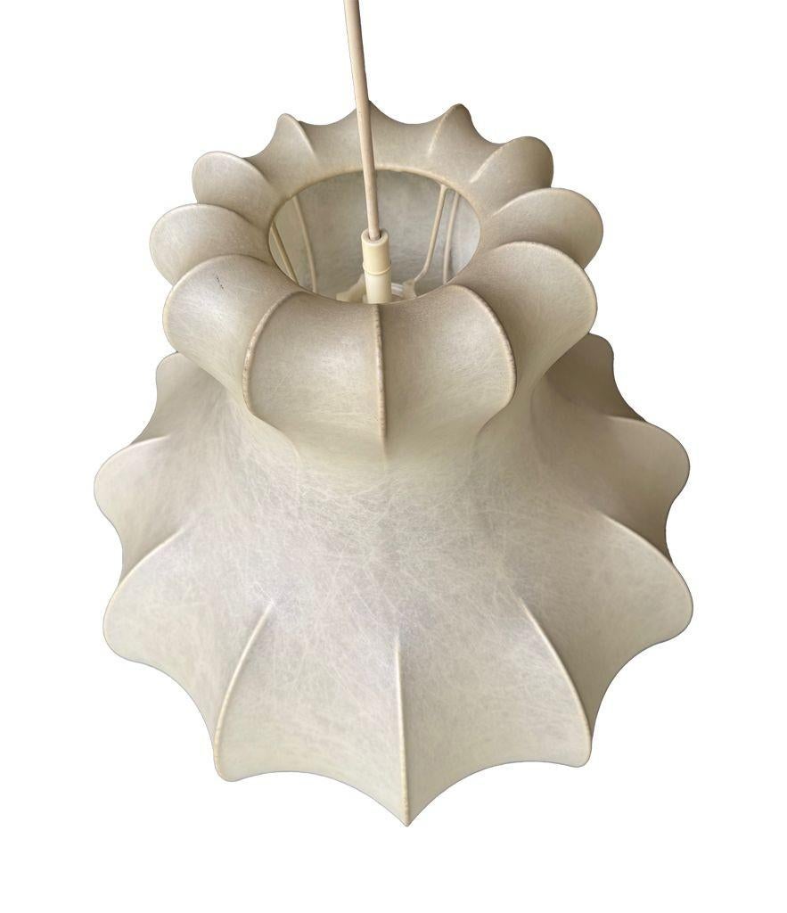 A large orignal 1960s cocoon light by Achille Castiglioni for Flos For Sale 11