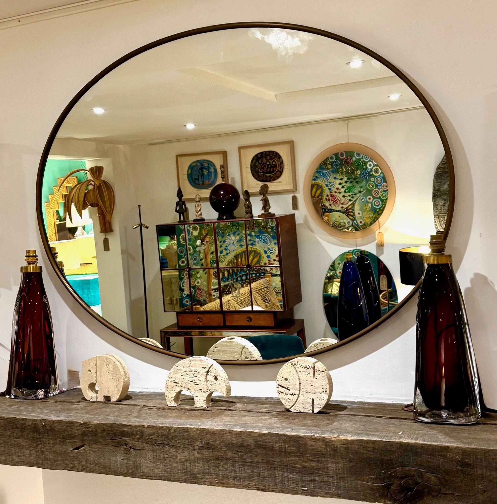 A large orignal Italian 1960s oval brass framed mirror For Sale 10