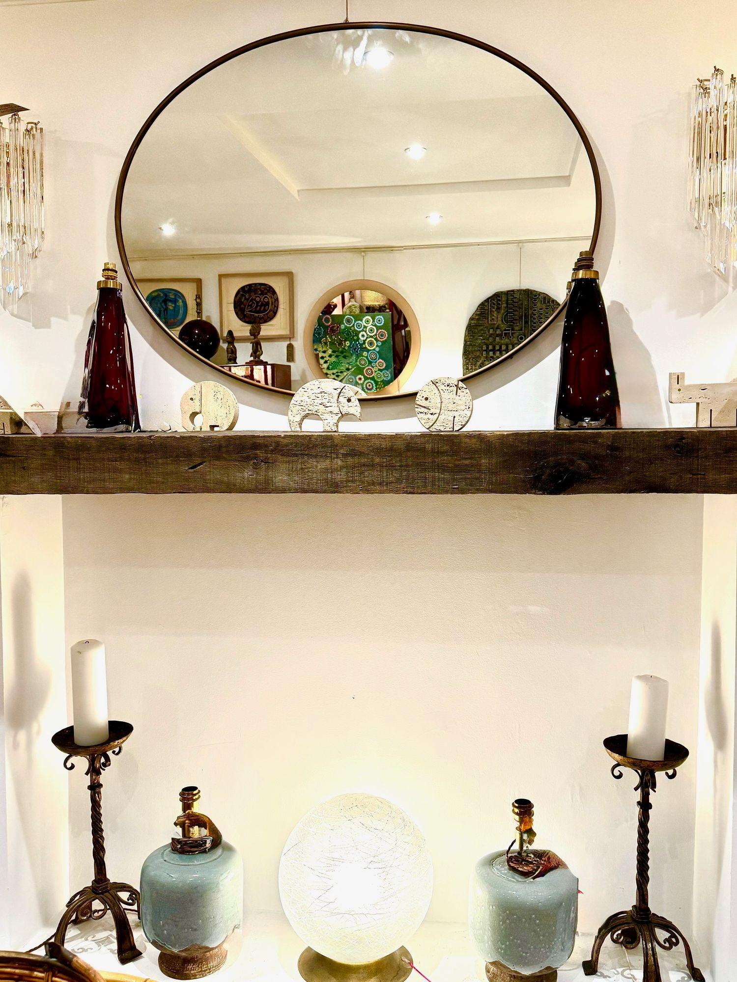 A large orignal Italian 1960s oval brass framed mirror For Sale 3