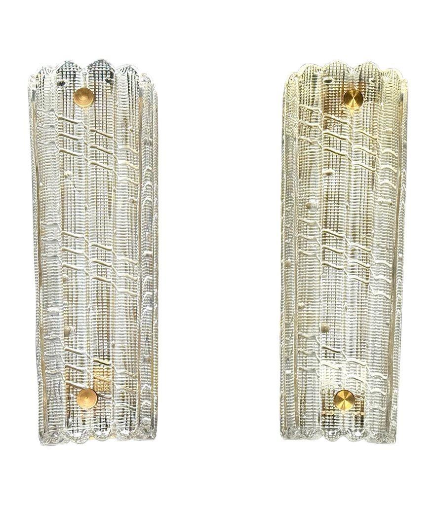 Un gran par de apliques de cristal y latón Orrefors de los años 60, de Carl Fagerlund en venta 7