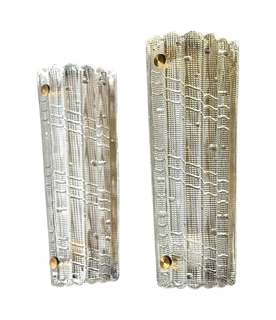 Un gran par de apliques de cristal y latón Orrefors de los años 60, de Carl Fagerlund en venta 8