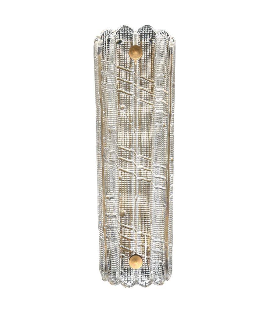 Un gran par de apliques de cristal y latón Orrefors de los años 60, de Carl Fagerlund en venta 9