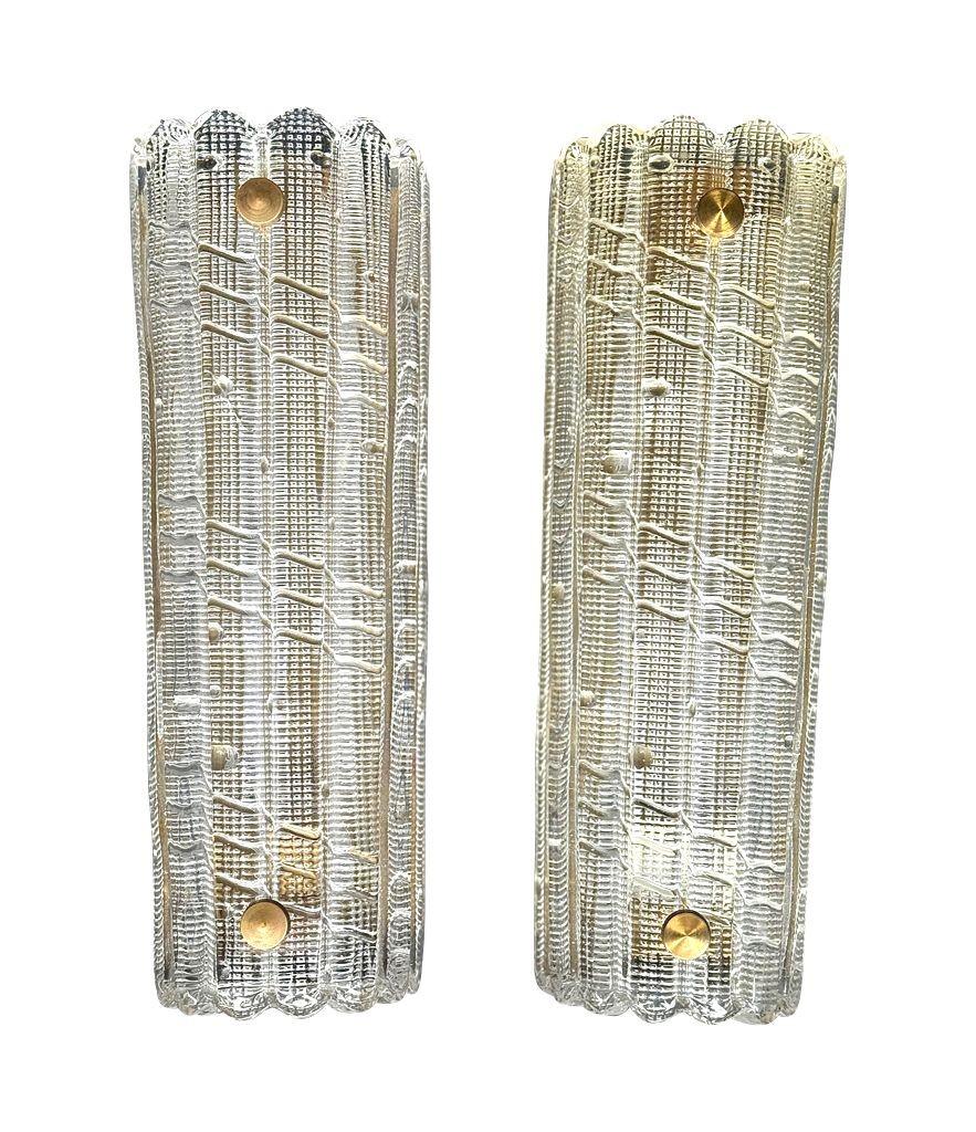 Un gran par de apliques de cristal y latón Orrefors de los años 60, de Carl Fagerlund en Bueno estado para la venta en London, GB