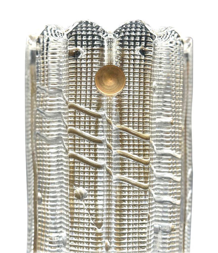 Un gran par de apliques de cristal y latón Orrefors de los años 60, de Carl Fagerlund en venta 2