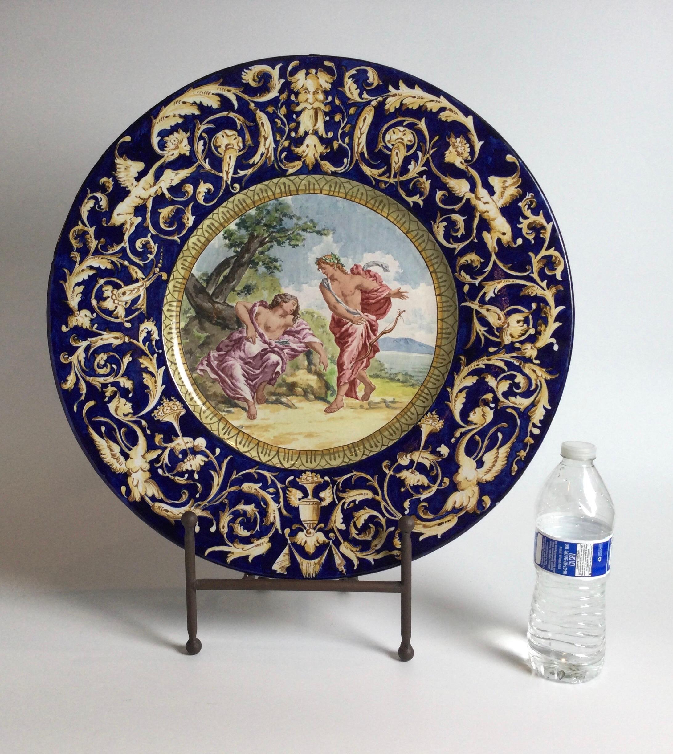 Large Pair of 19th Century Allegorical Italian Faience Hanging Wall Charger In Excellent Condition For Sale In Lambertville, NJ