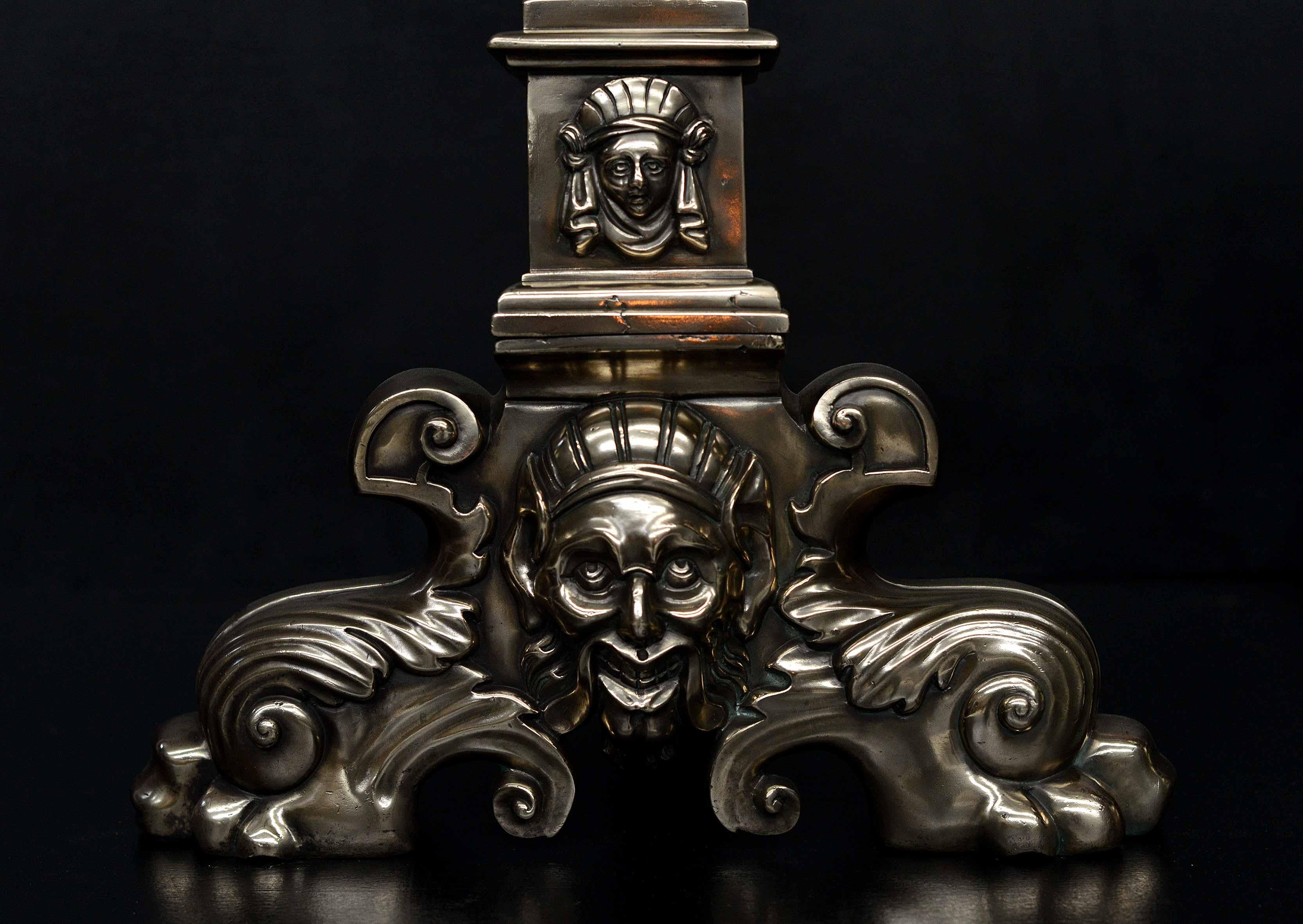 English Large Pair of 19th Century Brass Firedogs For Sale