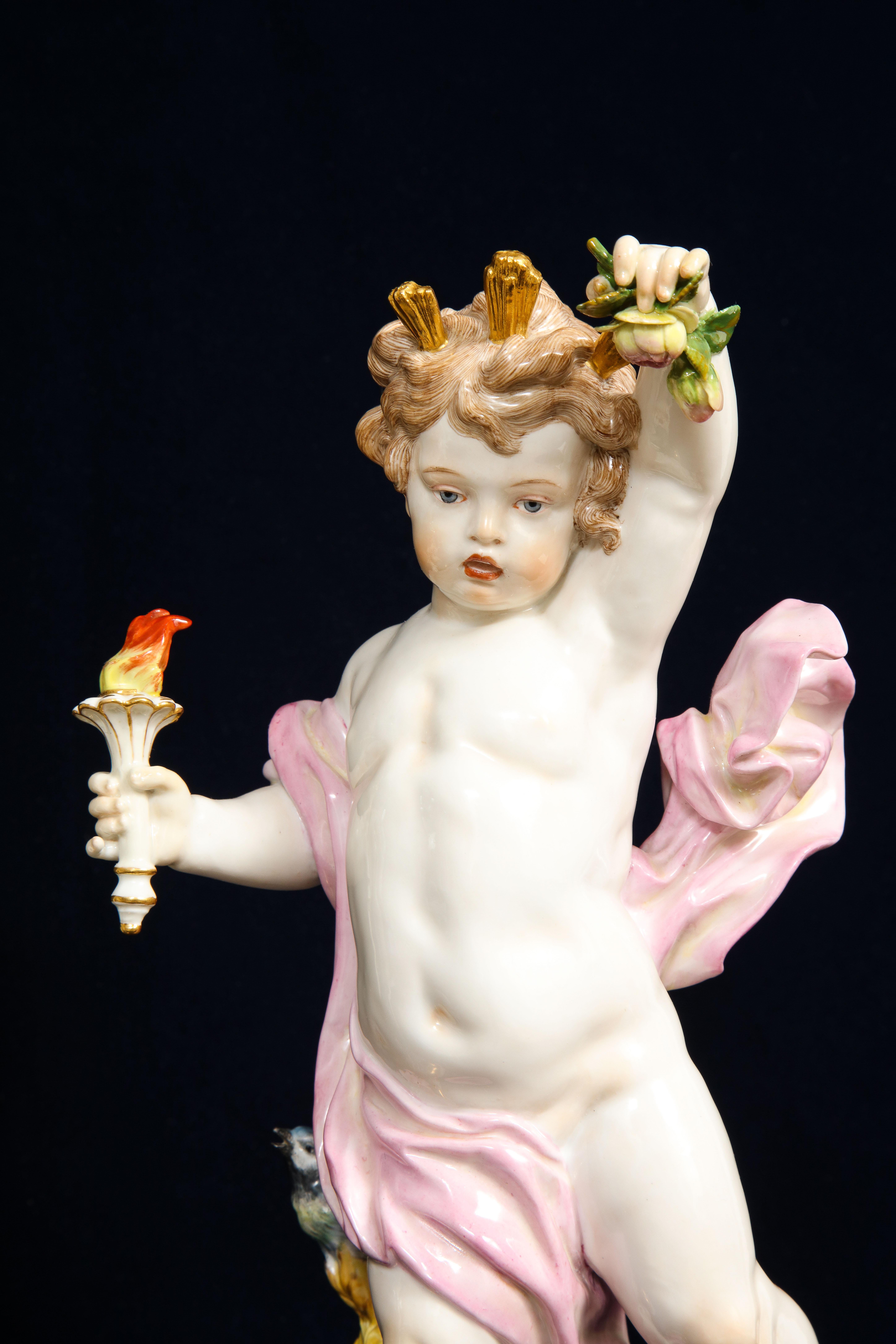 Porcelaine Grande paire de figurines de Putti en porcelaine de Meissen du 19e siècle 