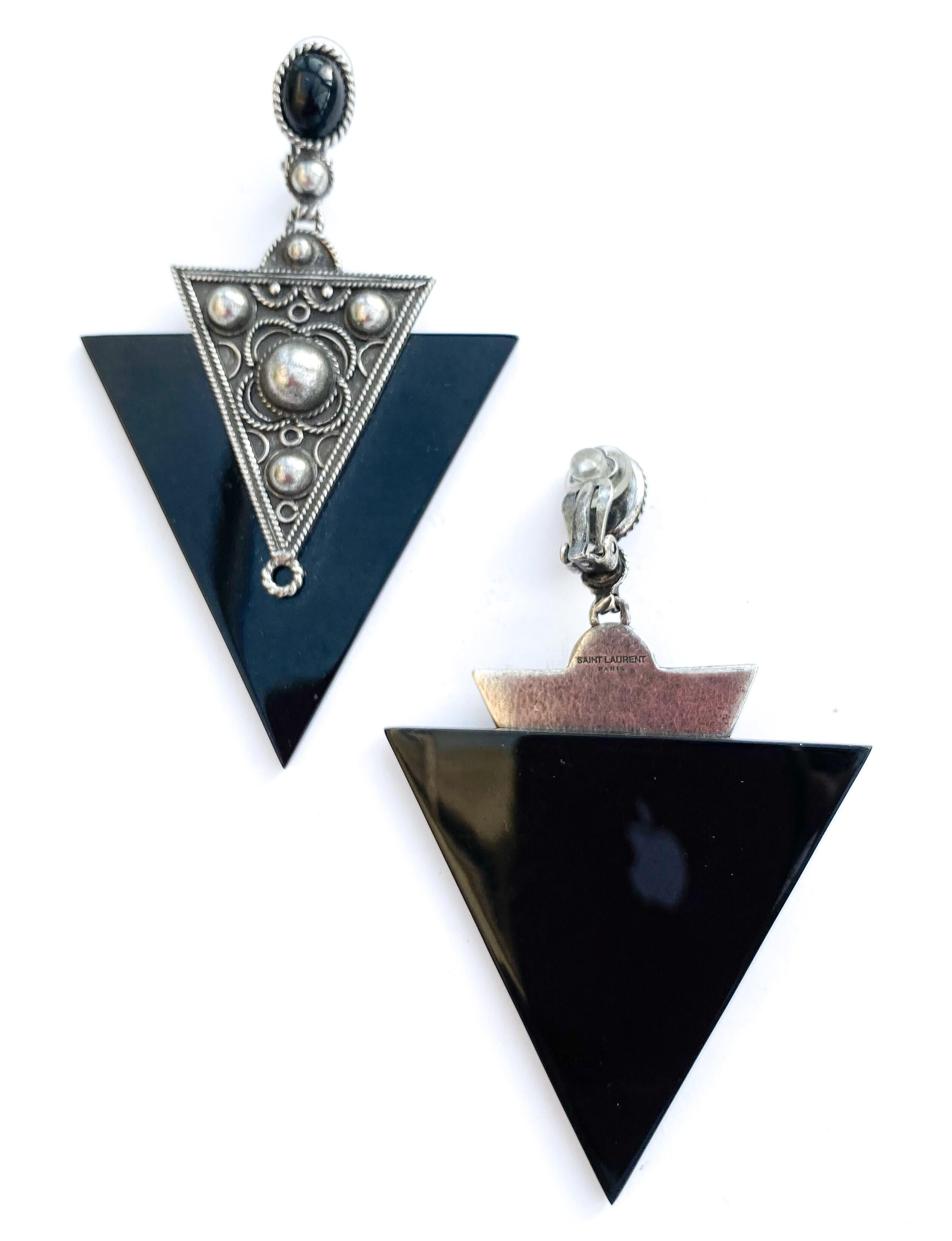 A large pair of black and silvered metal earrings, Yves Saint Laurent, 1990s. For Sale 1