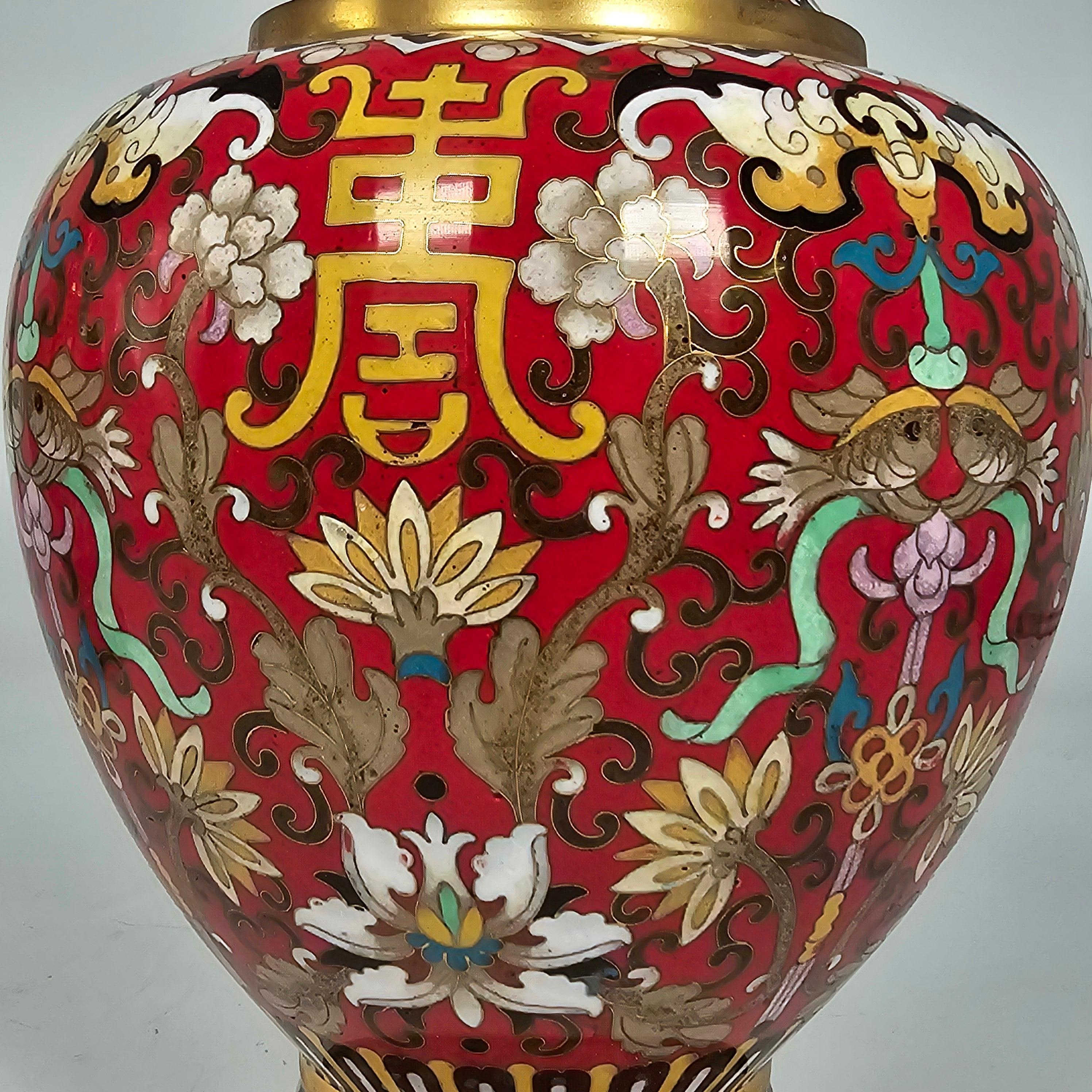 A large pair of boldly decorated Chinese cloisonné vases circa 1930 For Sale 8