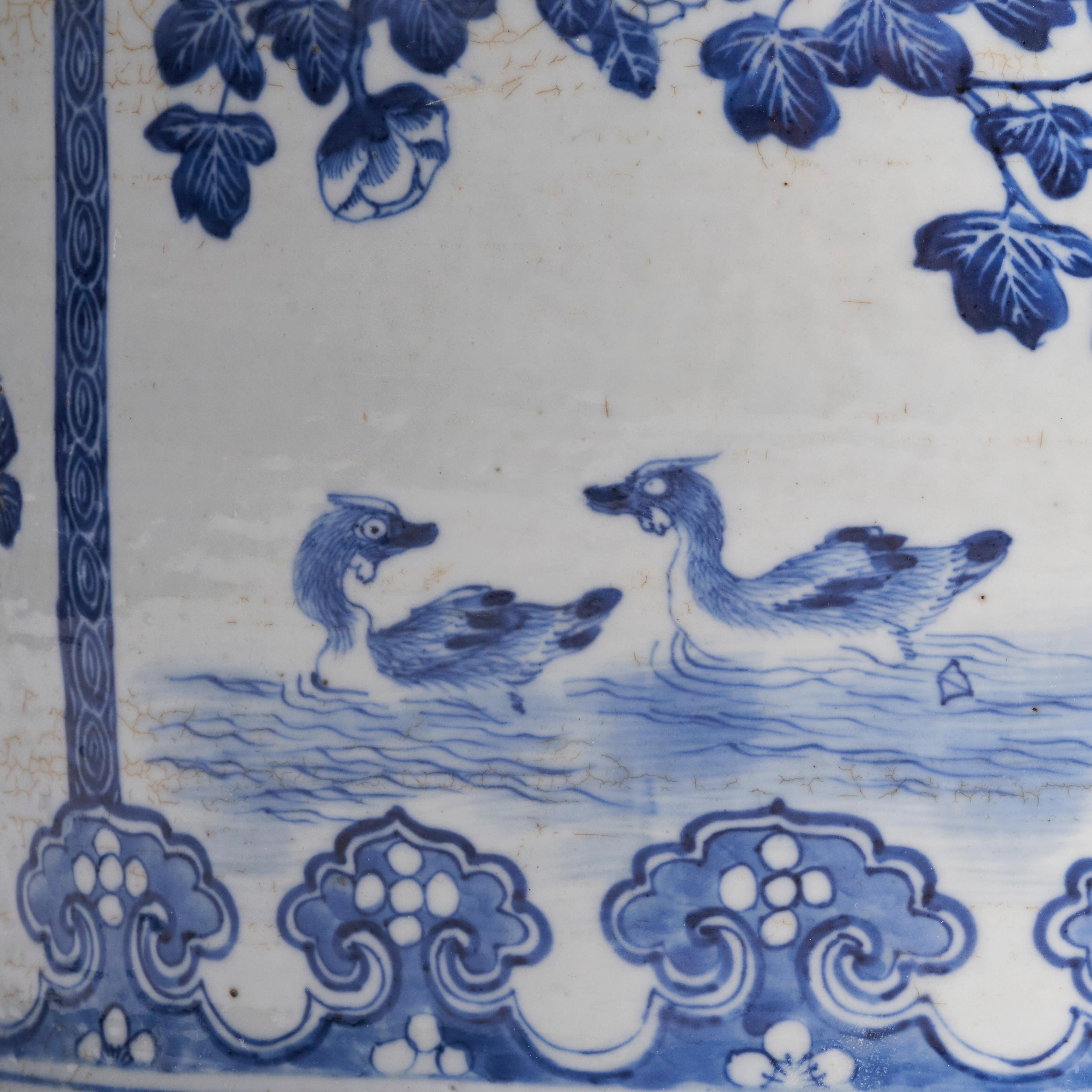 A large pair of Chinese, 19th Century blue and white circular jars For Sale 5