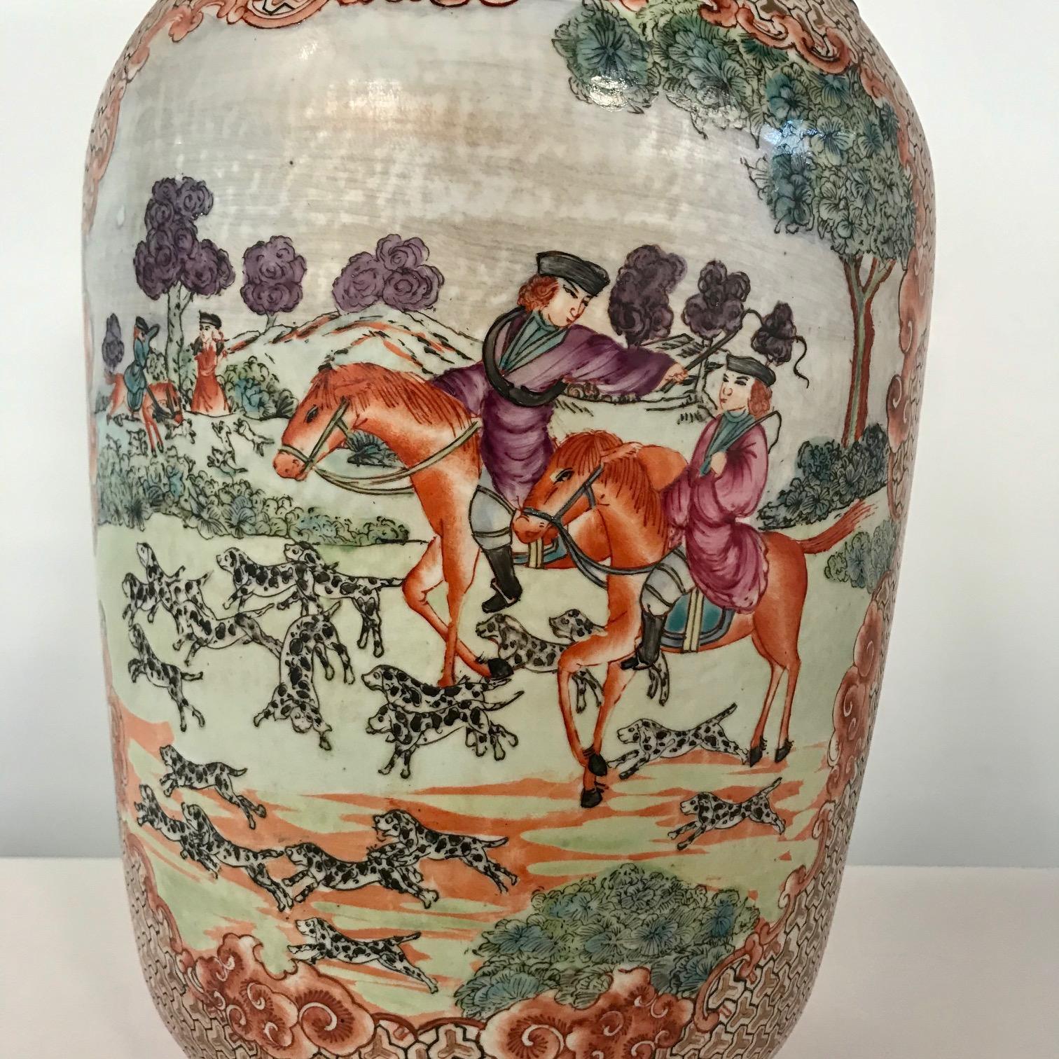 Grande paire de vases d'exportation chinois dans la palette Rockefeller en vente 6
