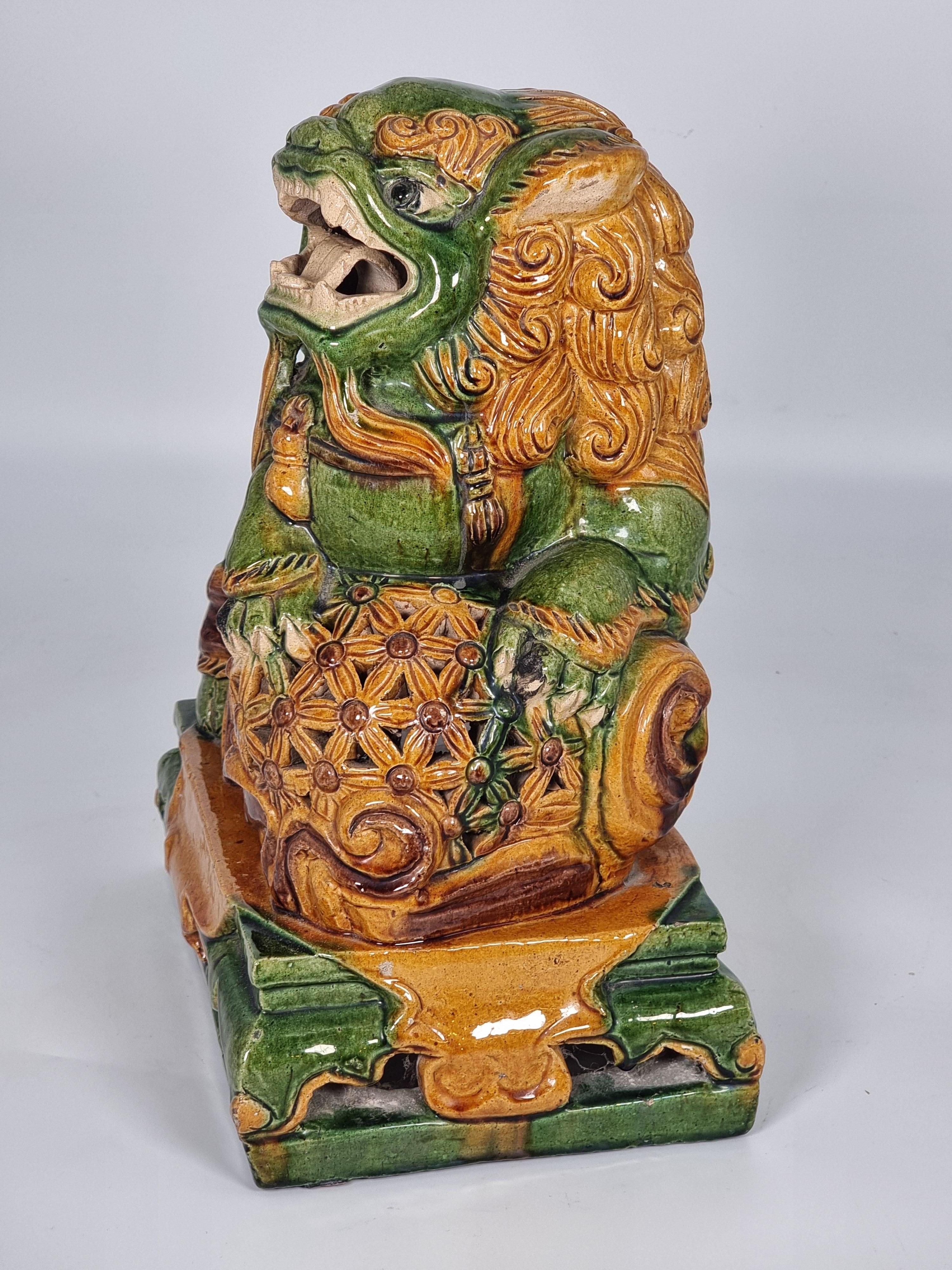 A large pair of Chinese pottery Foo Dogs, circa 1900 8