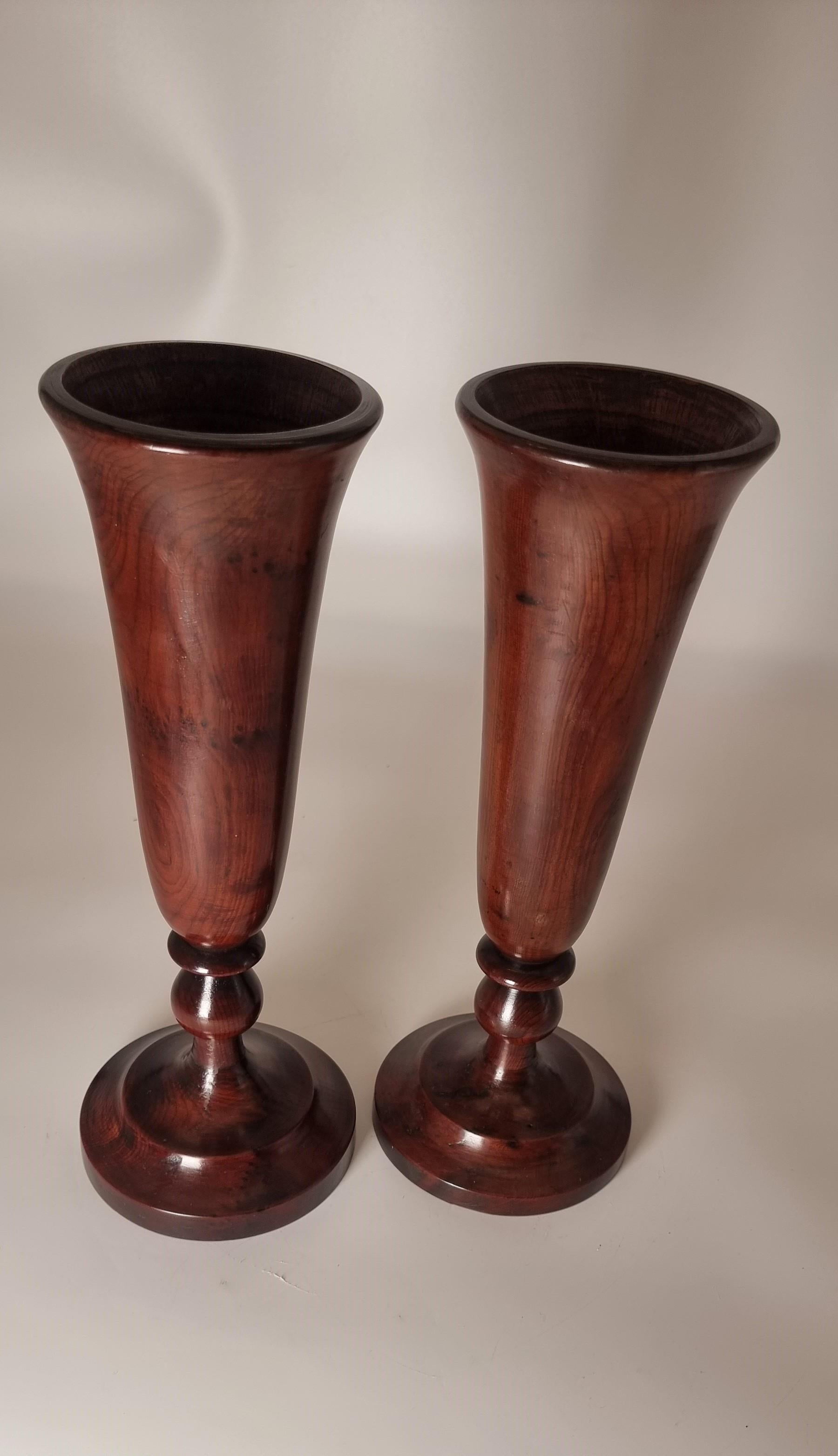 Yew A large pair of English 18th century yew wood treen vases, circa 1760 For Sale