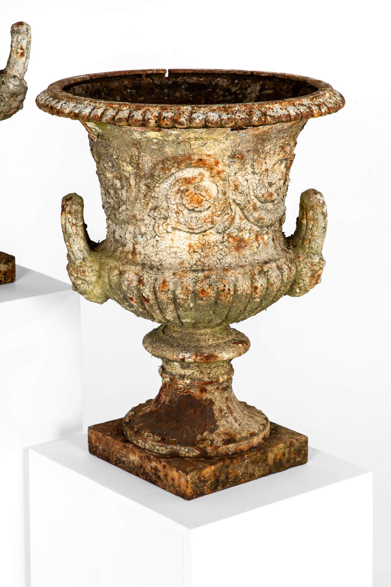 Paire d'urnes Campana anglaises victoriennes Andrew Handyside Bon état - En vente à Faversham, GB