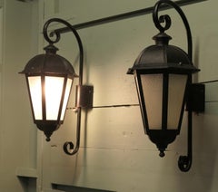 A Large Pair of Entrance Door Wall Lights, Wall Lanterns 2 wonderful pieces