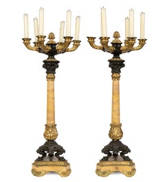 Grande paire de candélabres français en bronze et marbre, 19e siècle