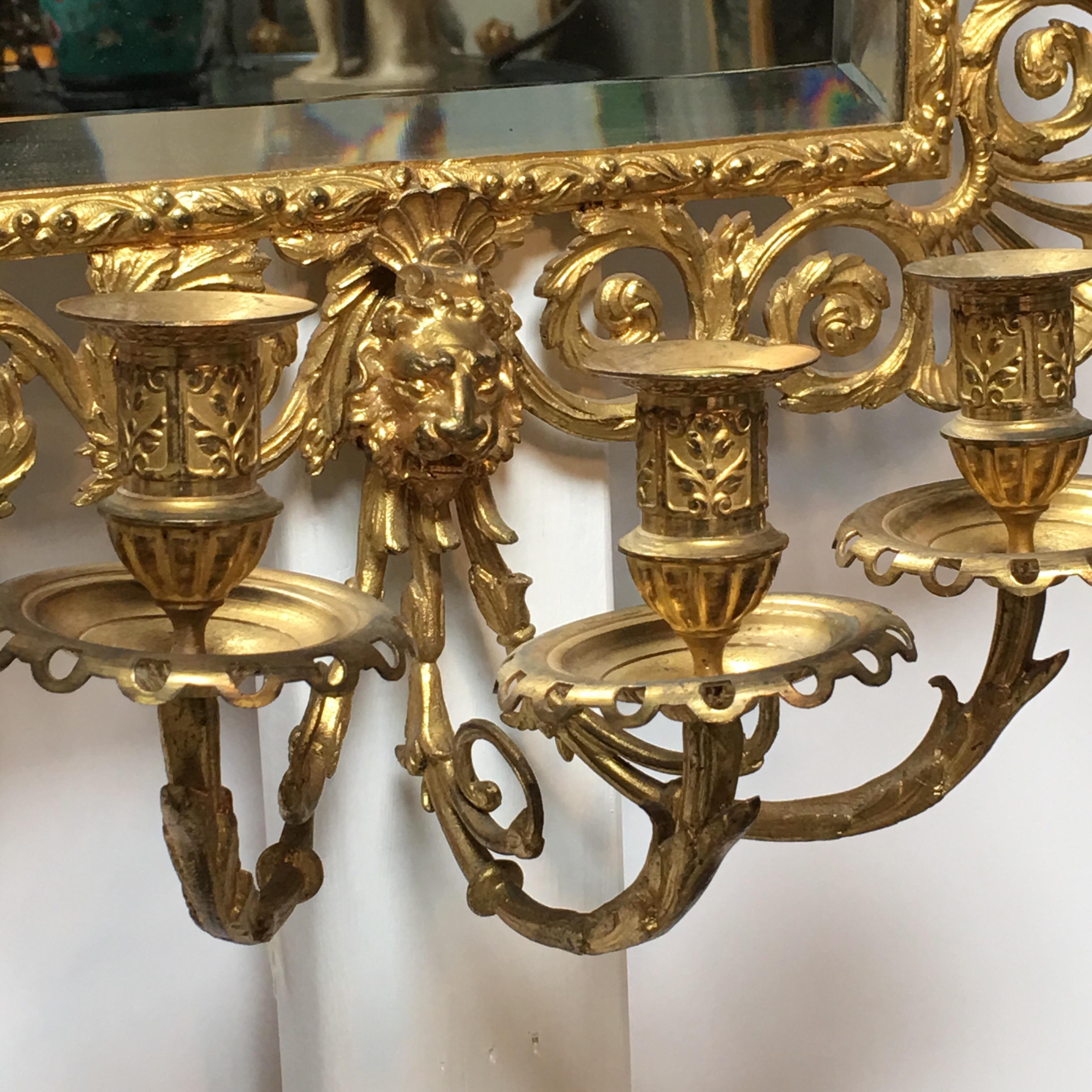 Grande paire d'appliques françaises en bronze à miroir 1