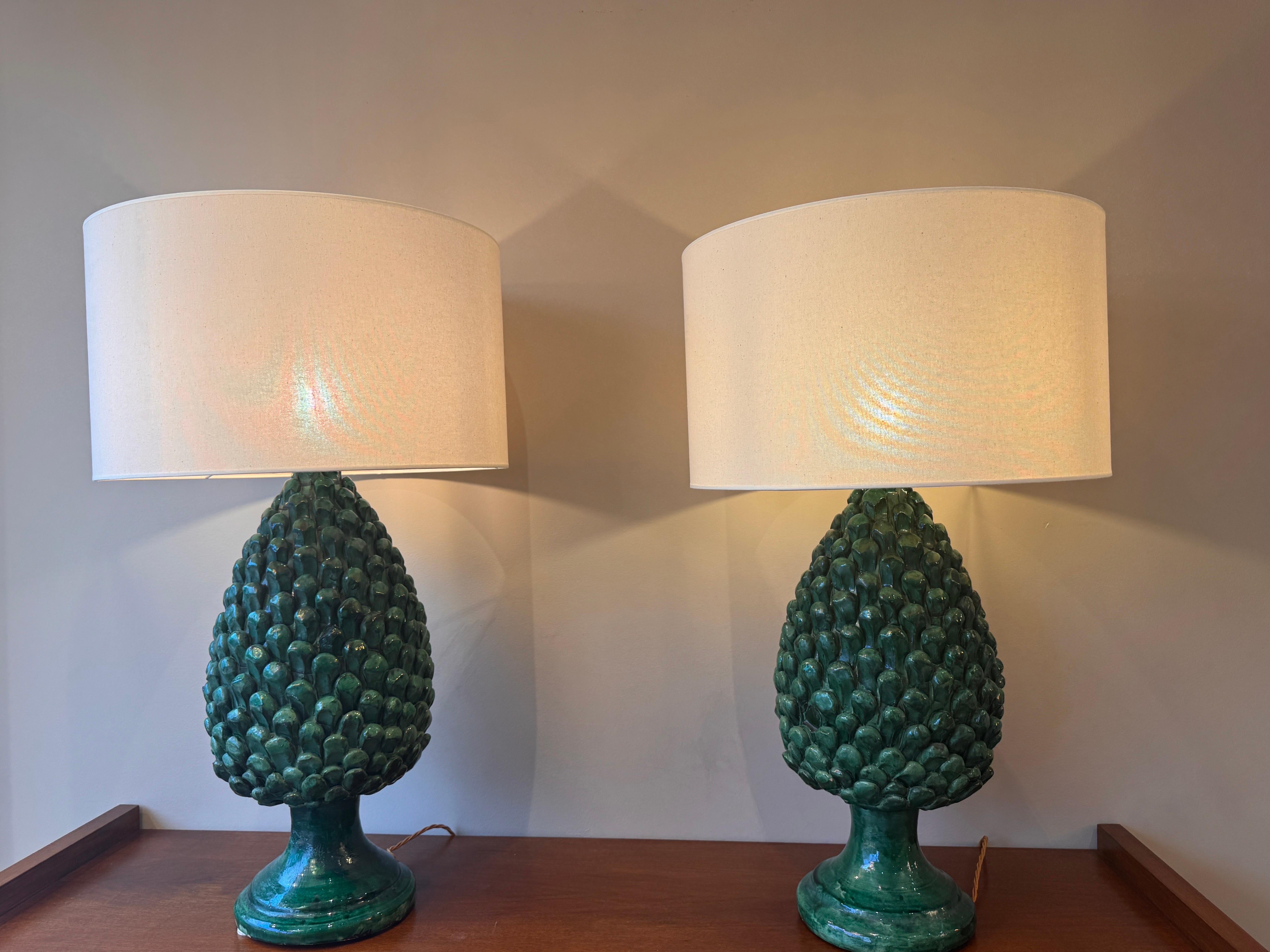A large pair of glazed ceramic pine cones table lamps For Sale 1