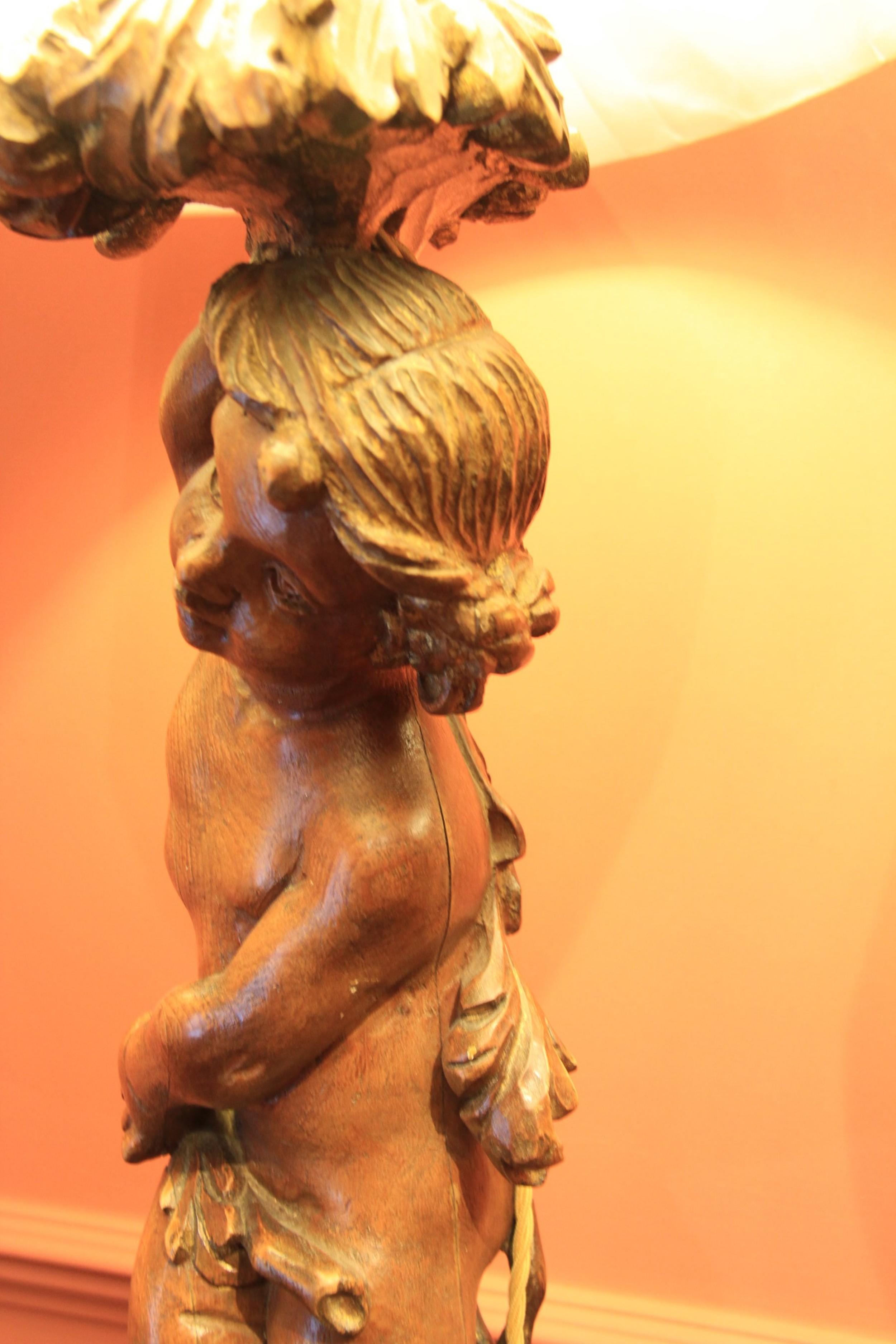 Large Pair of  Hand Carved Pine Wooden Cherub Lamps, circa 1910 For Sale 4