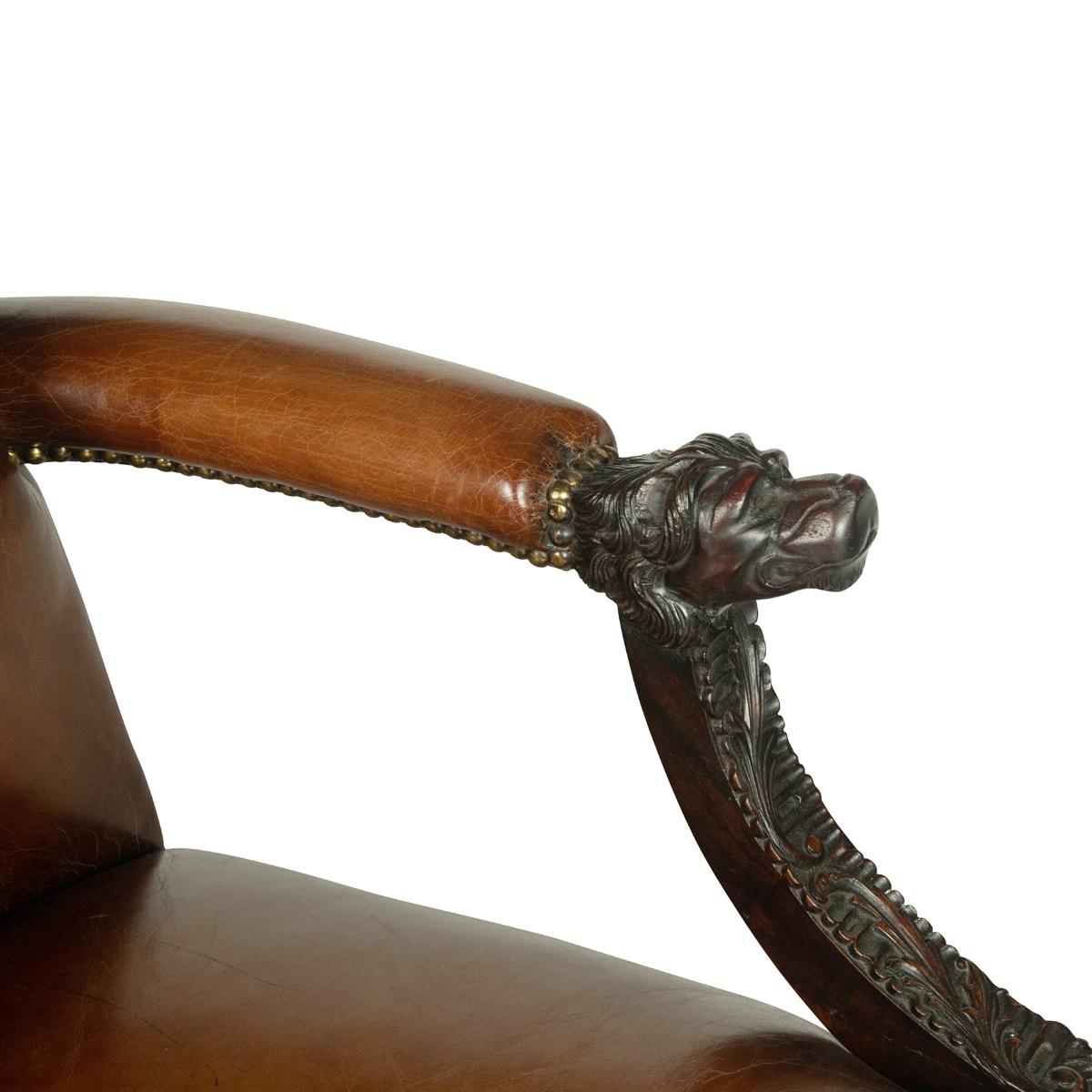 Un gran par de sillones de biblioteca de caoba irlandesa de estilo georgiano Cuero en venta