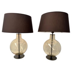 Ein großes Paar italienischer, mundgeblasener Tischlampen aus bernsteinfarbenem Glas
