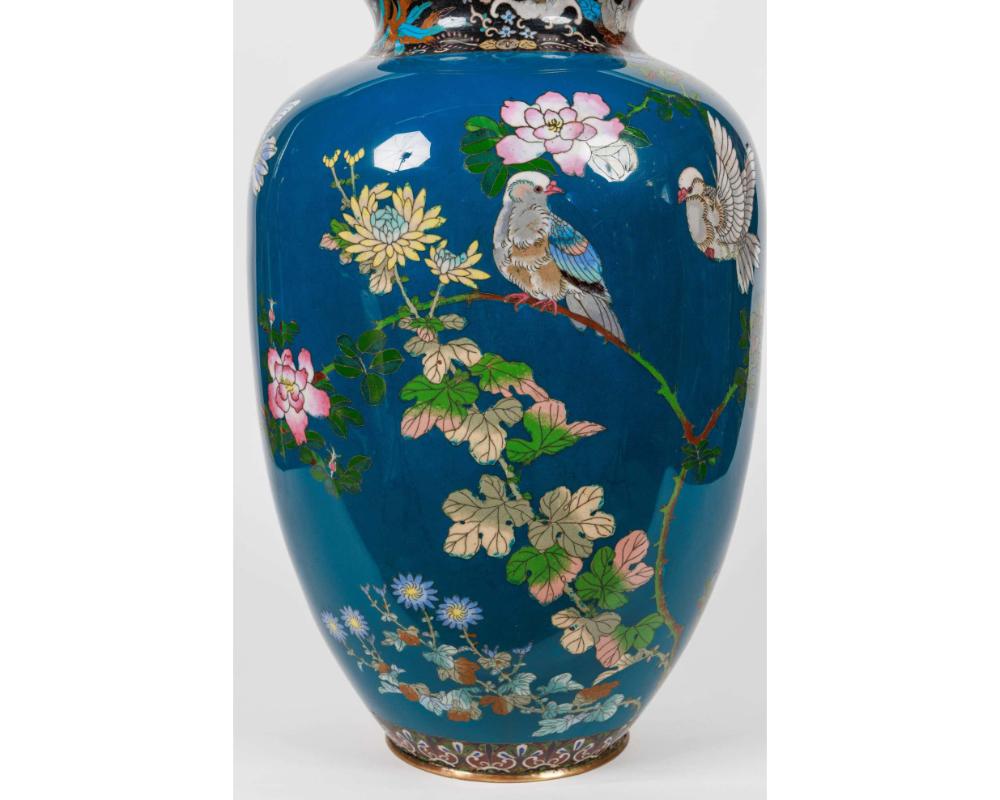 Large Pair of Japanese Cloisonne Enamel Blue-Ground Vases and Covers, Meiji In Good Condition For Sale In New York, NY