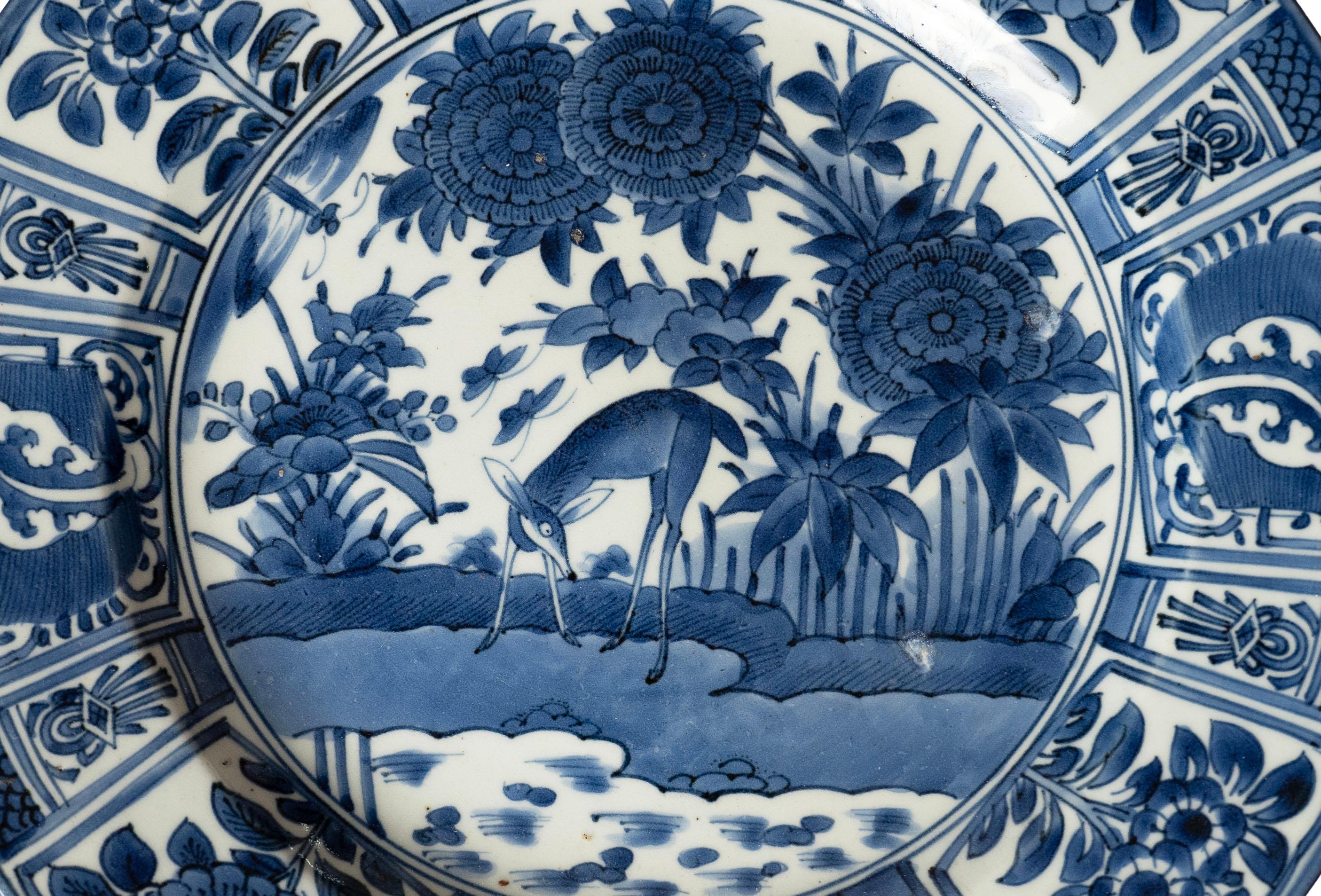 Gran pareja de platos de porcelana 