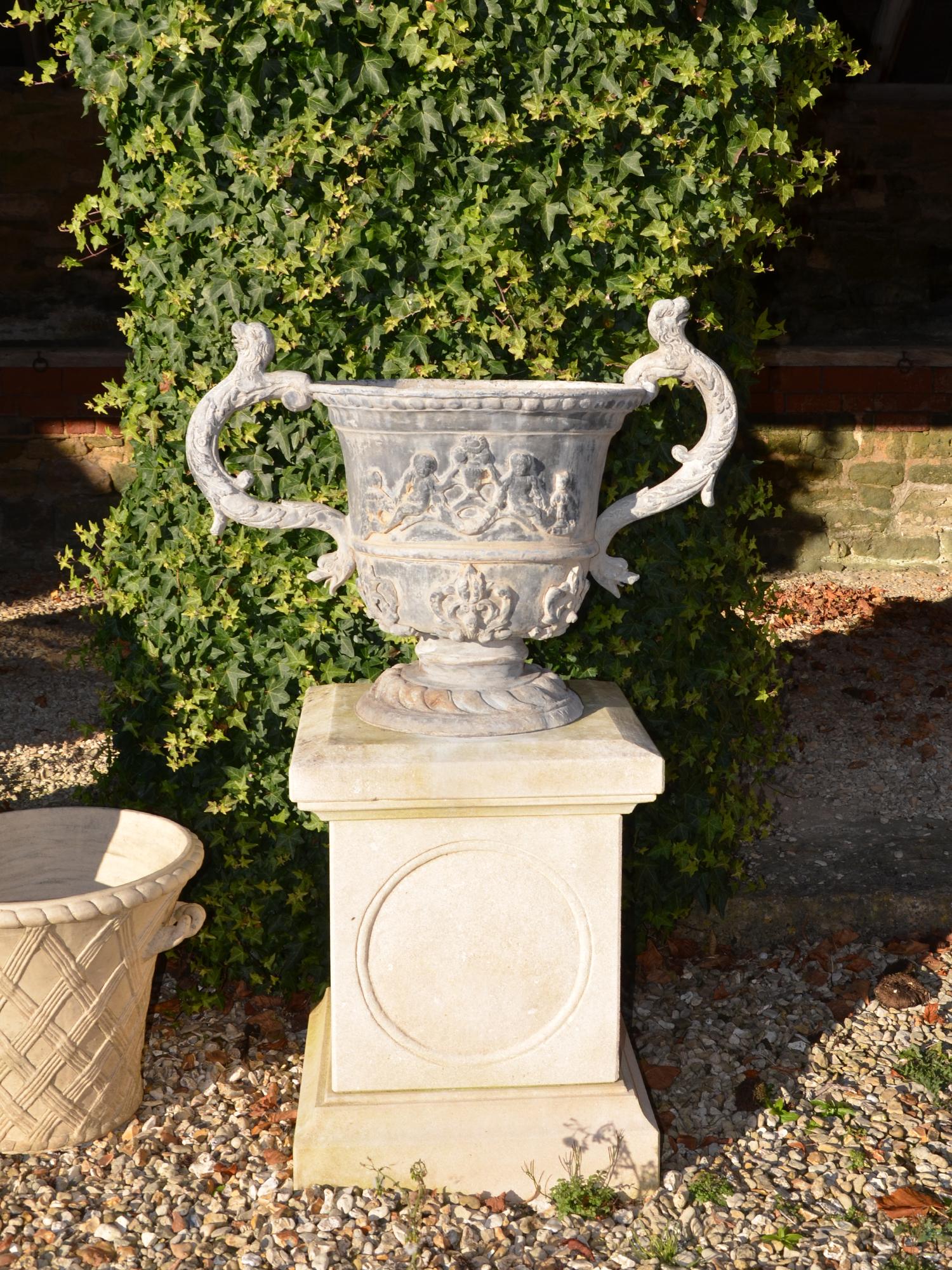 Large Pair of Early 20th Century Lead Urns For Sale 2